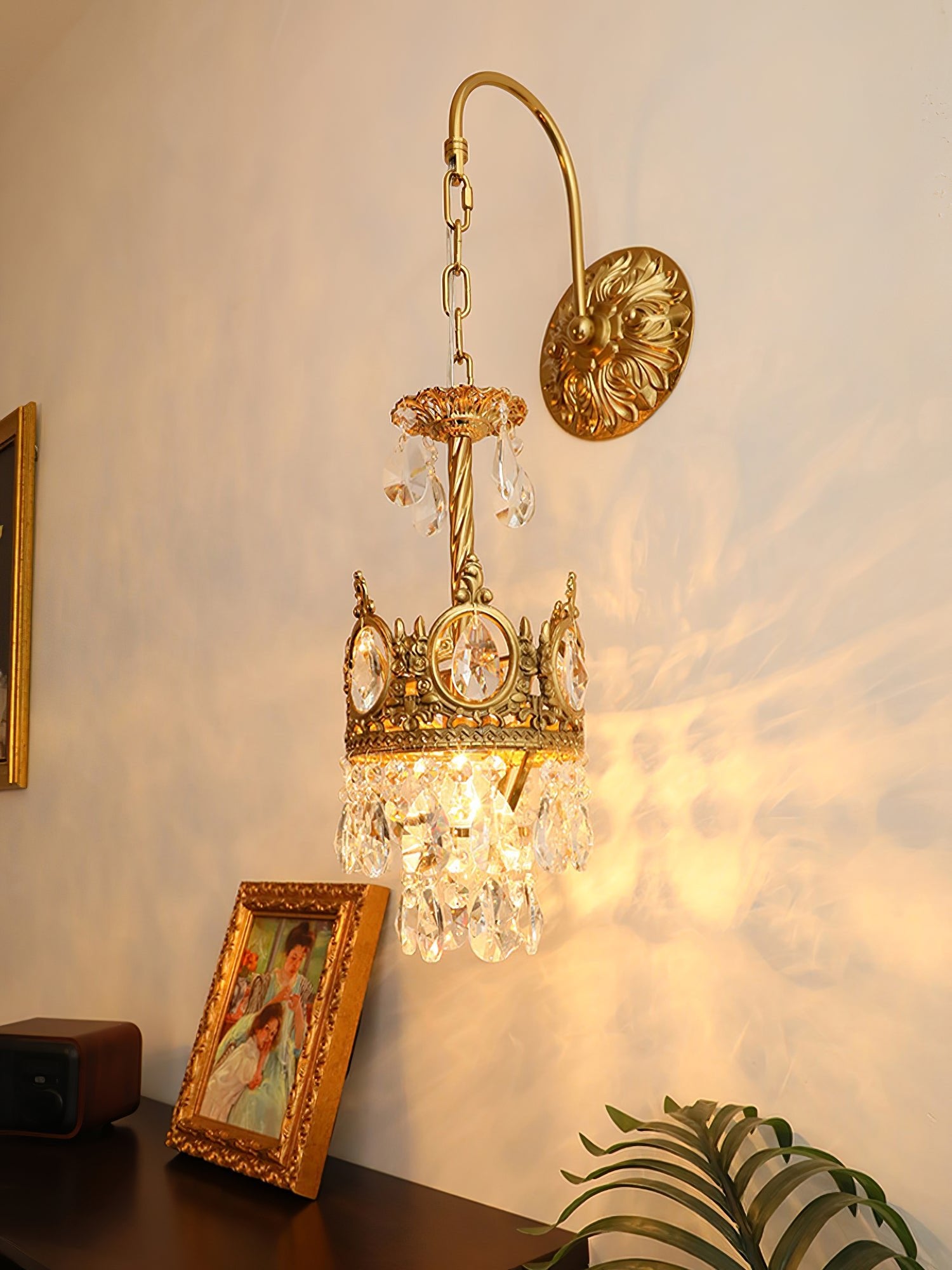Crystal Crown Wall Light - Elegant LED Sconce for Bedroom, Living Room & Hallway Decor - Perfect for Home Lighting and Interior Design