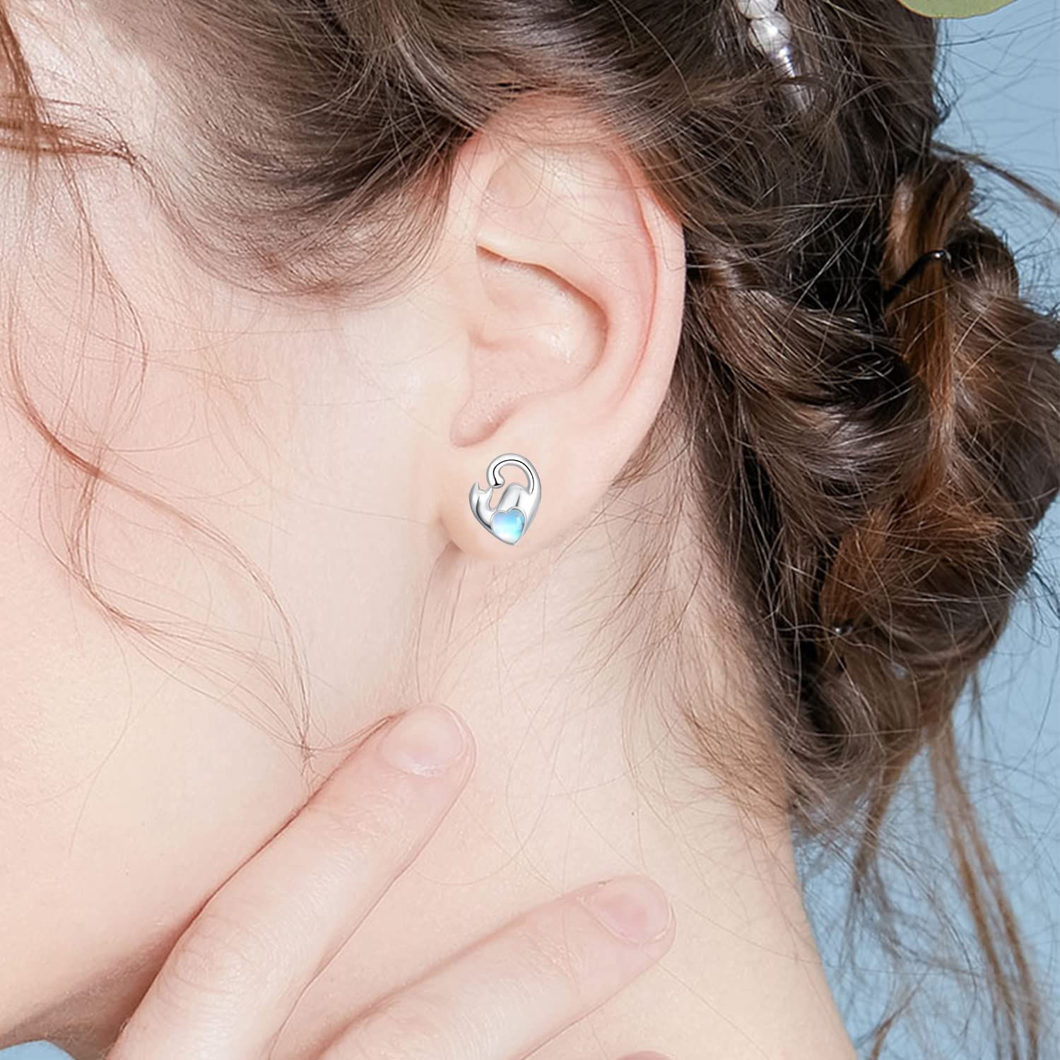 DreamBoat Sterling Silver Cat Stud Earrings for Women - Cute Kitten & Moonstone Heart Jewelry - Perfect Gift for Cat Lovers & Animal Jewelry Enthusiasts - Ideal for Casual Wear, Date Nights & Special Occasions