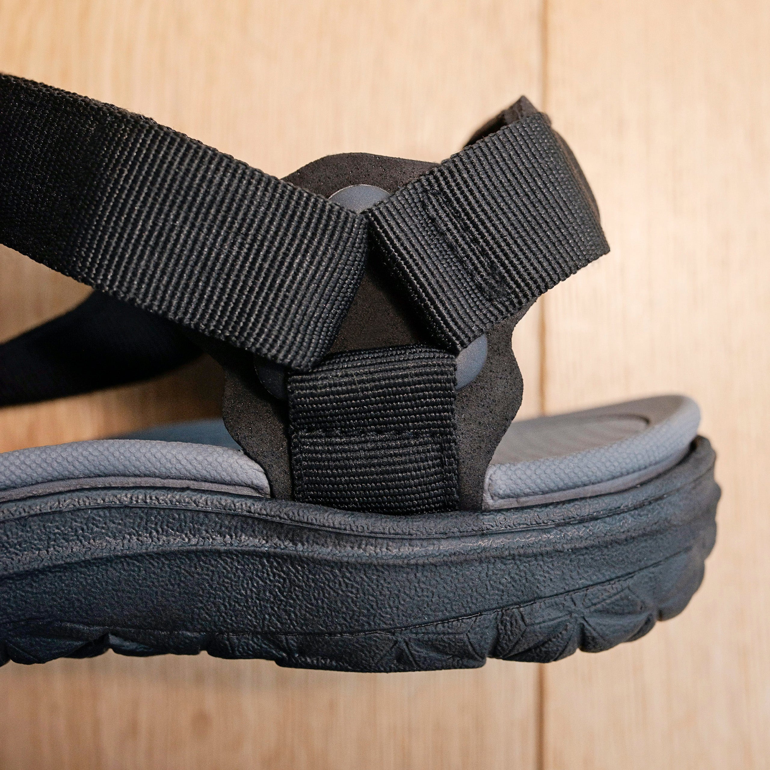 Men's Stonethwaite Adjustable Outdoor Sandals - Comfortable & Lightweight Hiking Footwear for Beach, Camping & Travel