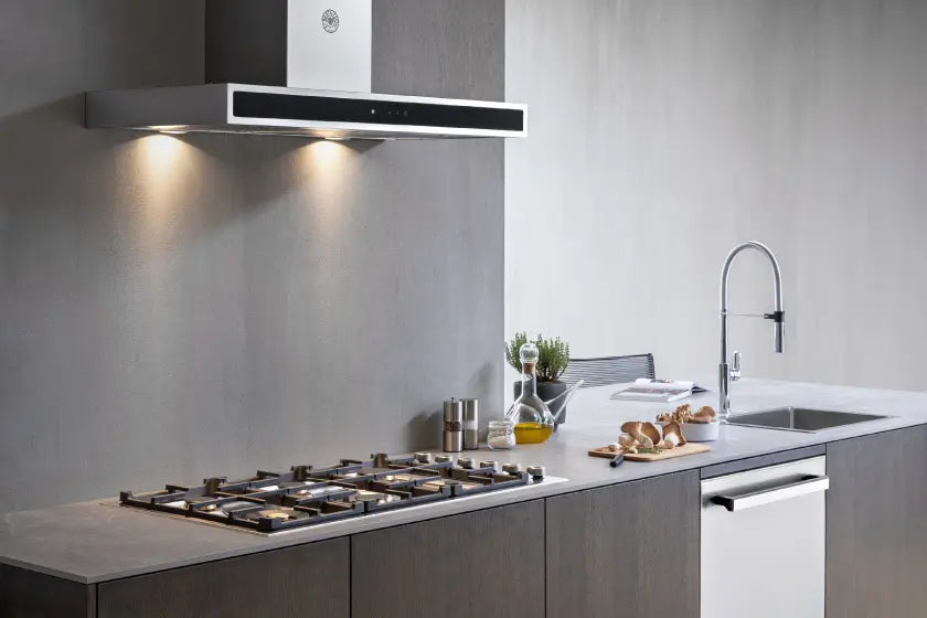 Bertazzoni PROF486GRTBXT 48-Inch 6-Burner Gas Rangetop with Electric Griddle - Stainless Steel Professional Range for Home Chefs & Commercial Kitchens | Perfect for Baking, Searing & Large Family Cooking