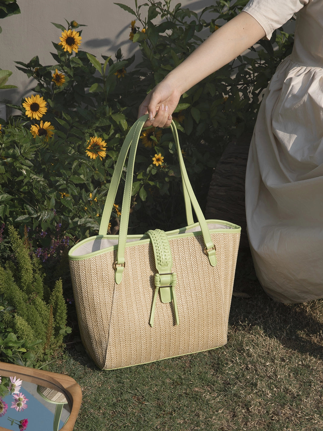 Stylish Marina Raffia Straw Tote Bag for Women - Eco-Friendly Beach Bag, Summer Shopping & Travel Accessory - Perfect for Pool Parties, Vacations & Daily Use