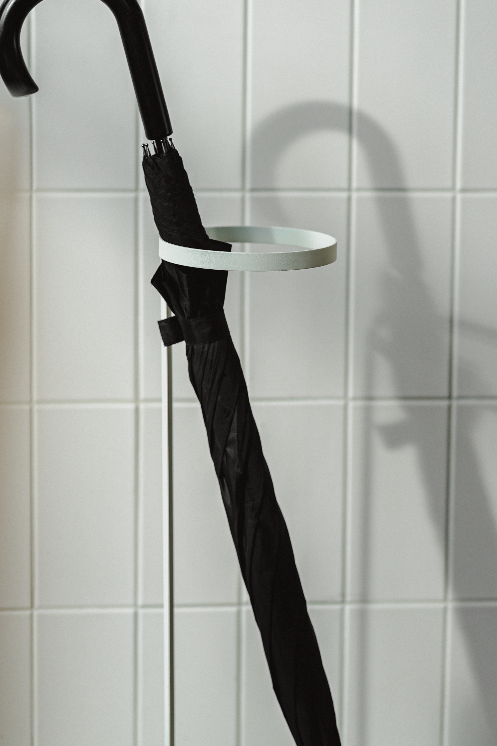 Sturdy Gugi Umbrella Stand - Waterproof & Rustproof Entryway Organizer for Rain, Golf, and Walking Canes - Perfect for Home, Office, or Porch Storage