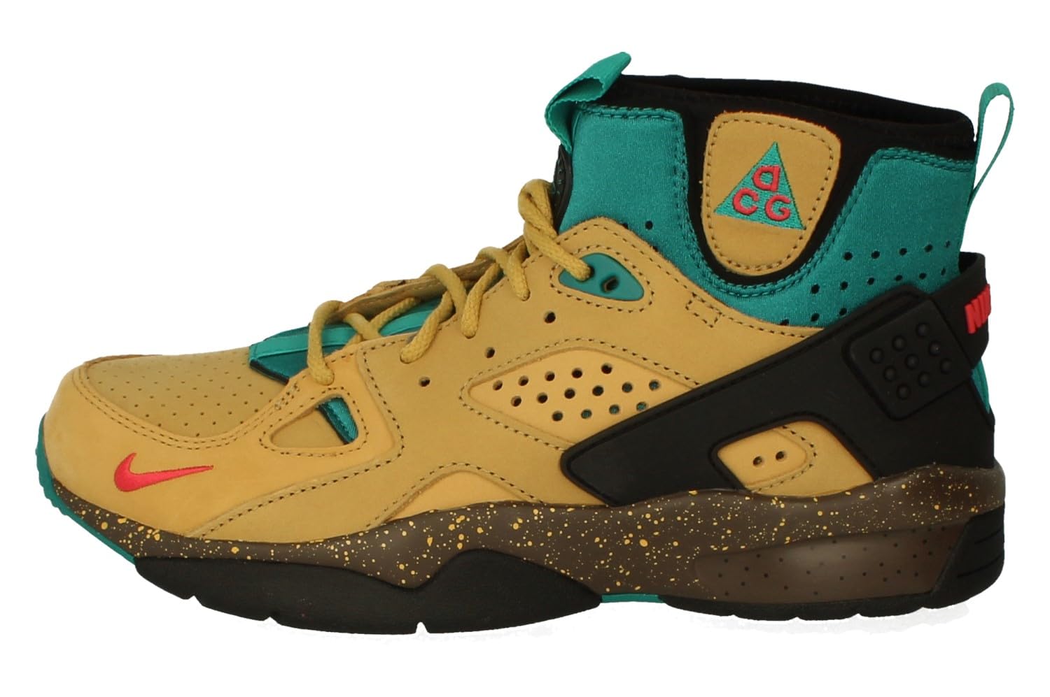 Nike ACG Air Mowabb Men's Waterproof Hiking Sneakers Boots - Lightweight Trail Running Shoes for Outdoor Adventures & Urban Style