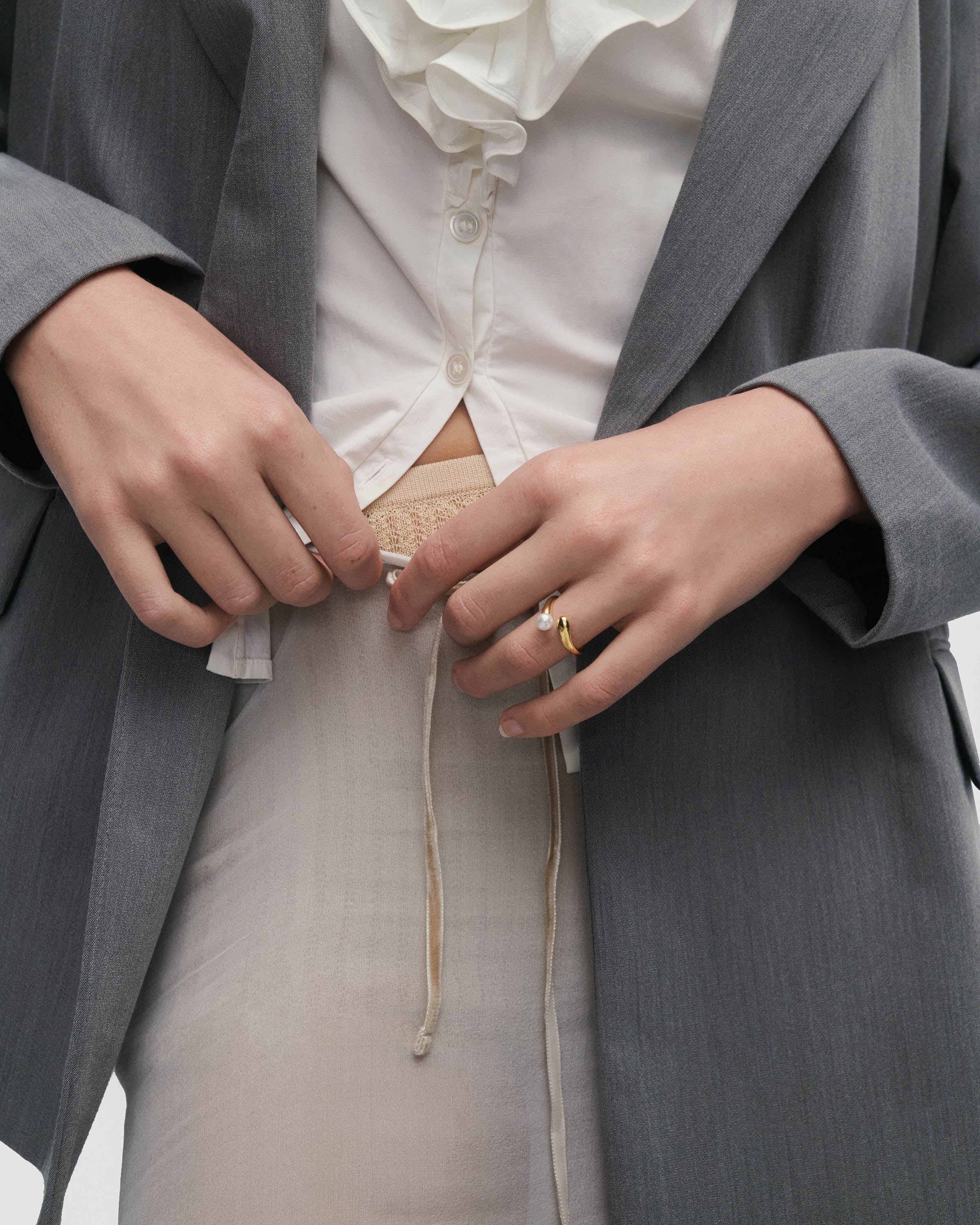GRID 2 La Perla Ring - Elegant Silver Jewelry for Women, Fashionable Statement Ring for Parties & Special Occasions