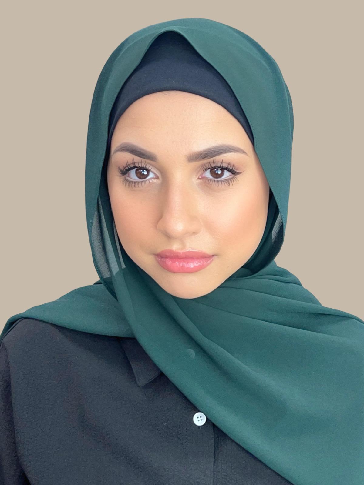Elegant Dark Green Chiffon Hijab - Soft & Breathable Muslim Scarf for Women - Perfect for Daily Wear, Prayer, and Special Occasions