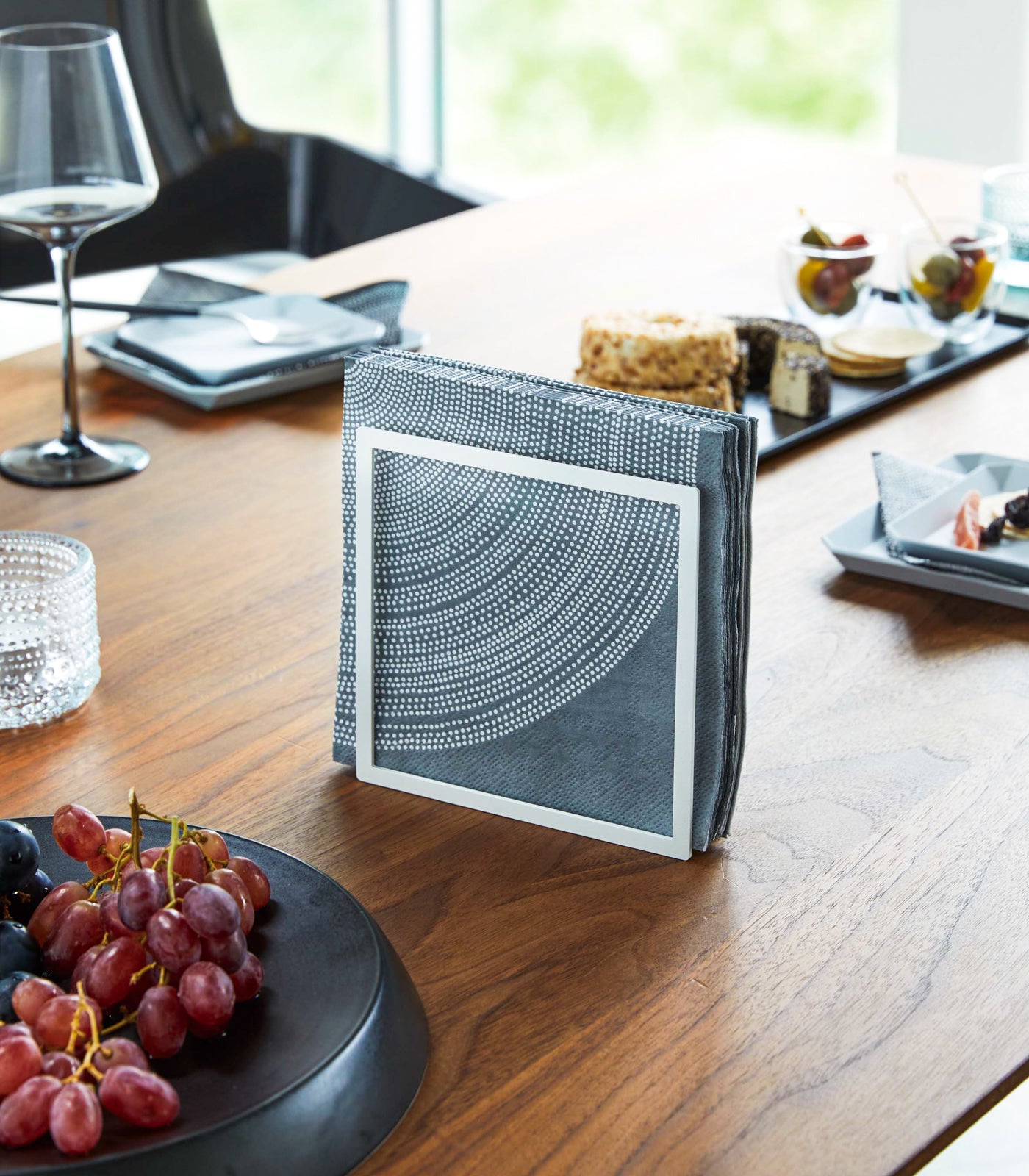 Stainless Steel Napkin Holder - Elegant & Durable Tableware Organizer for Kitchen, Dining, and Party Decor