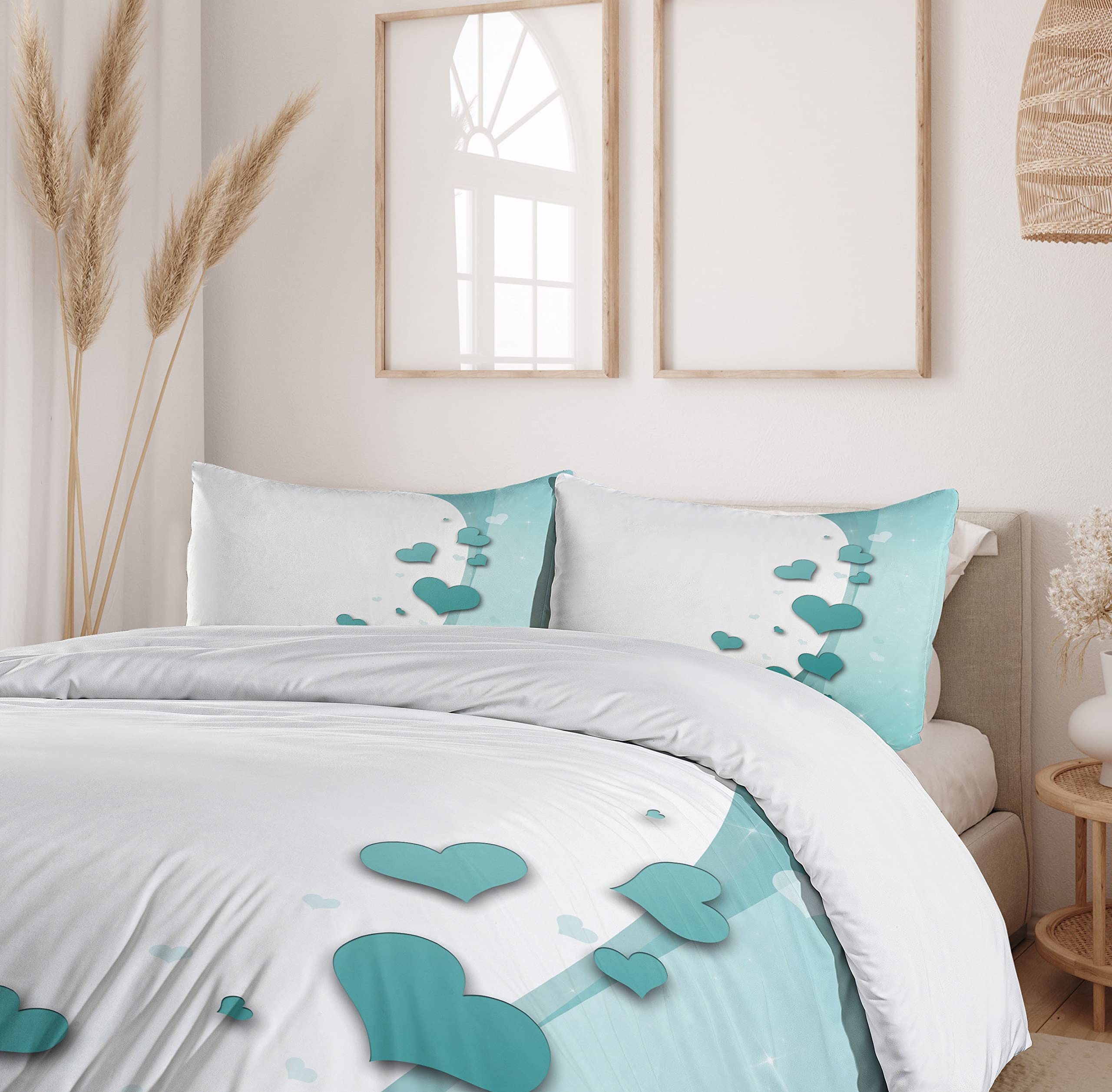 Ambesonne Turquoise Duvet Cover Set - King Size 3-Piece Bedding with 2 Pillow Shams | Valentine's Day Romantic Heart & Star Design for Wedding & Couples | Soft Teal, White & Turquoise Decorative Bedroom Set - Perfect for Master Bedrooms, Guest Rooms & Anniversary Gifts