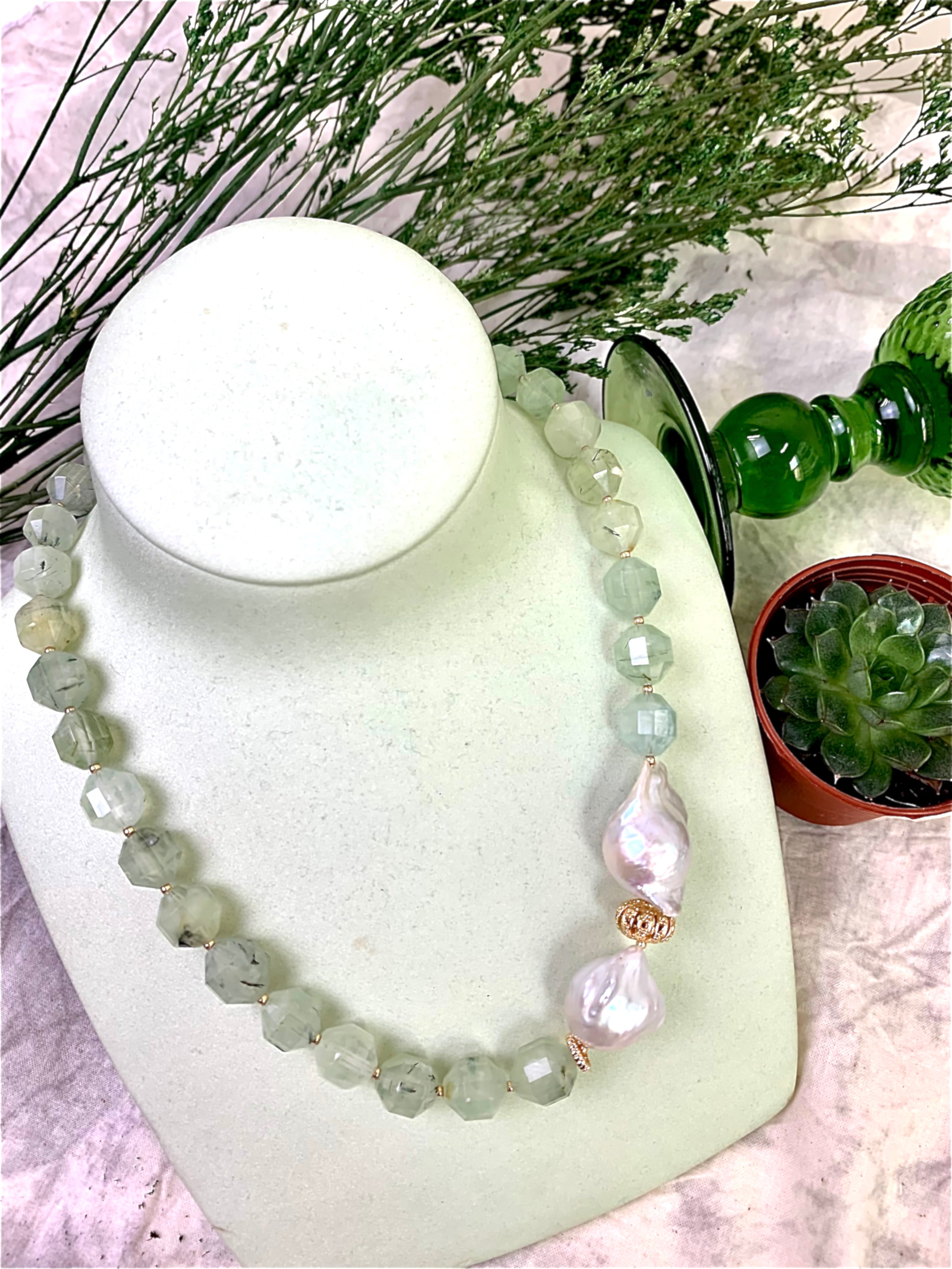 Prehnite and Baroque Pearl Short Necklace EN006 | Elegant Boho Jewelry for Women | Perfect for Casual Wear, Date Nights & Special Occasions