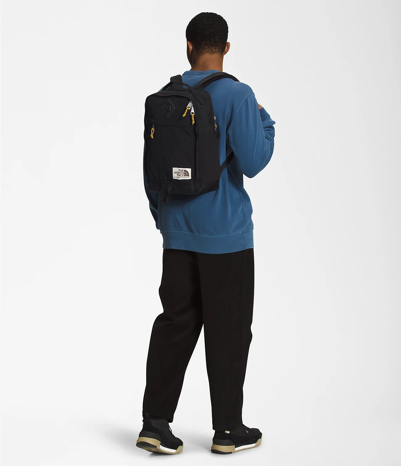The North Face Berkeley Daypack - Lightweight Hiking Backpack for Men & Women, Durable Water-Resistant Daypack for School, Travel & Outdoor Adventures