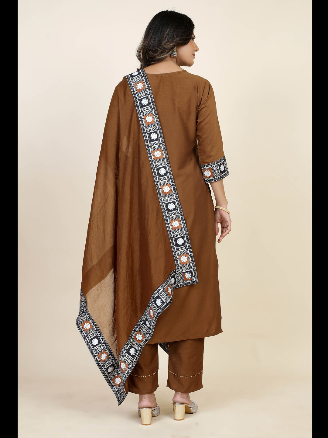 Trendy Embroidered Pant Suit for Women - Elegant Designer Outfit for Parties, Weddings & Special Occasions