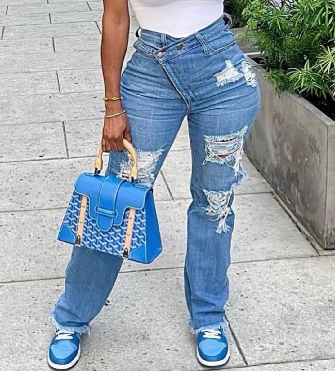 Carey Medium Blue Denim Destroyed Boyfriend Jeans for Women - Distressed High Waist Relaxed Fit Skinny Jeans - Perfect for Casual Outfits, Street Style & Everyday Wear