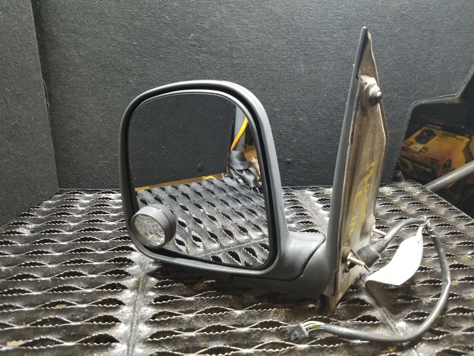 2001 Chevrolet Express 1500 Left Driver Side Door Mirror OEM Replacement - Perfect for Truck Repair & Safe Driving