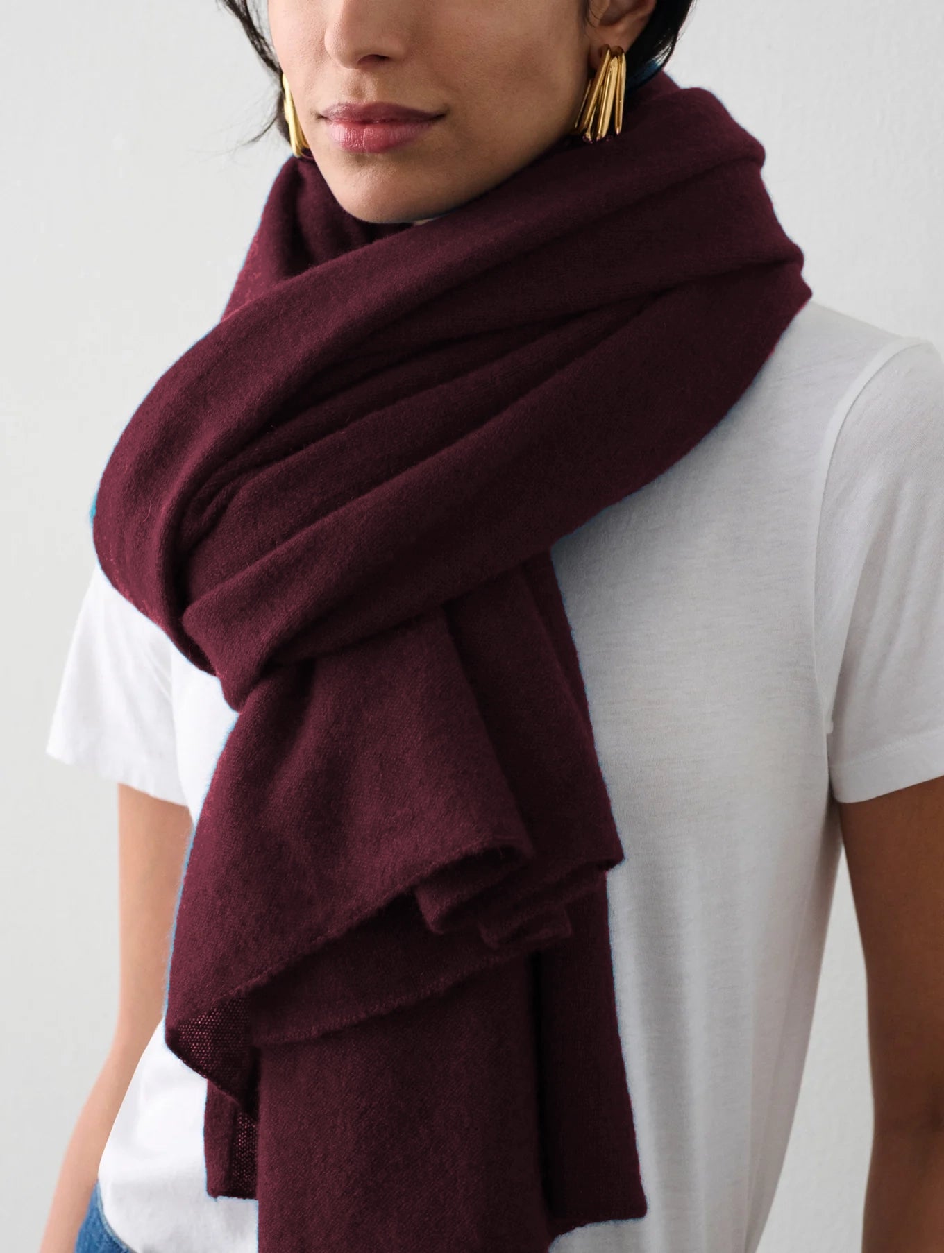 Luxury Cashmere Travel Wrap - Soft & Warm Deep Beet Shawl for Women - Perfect for Airplane, Office & Winter Outfits