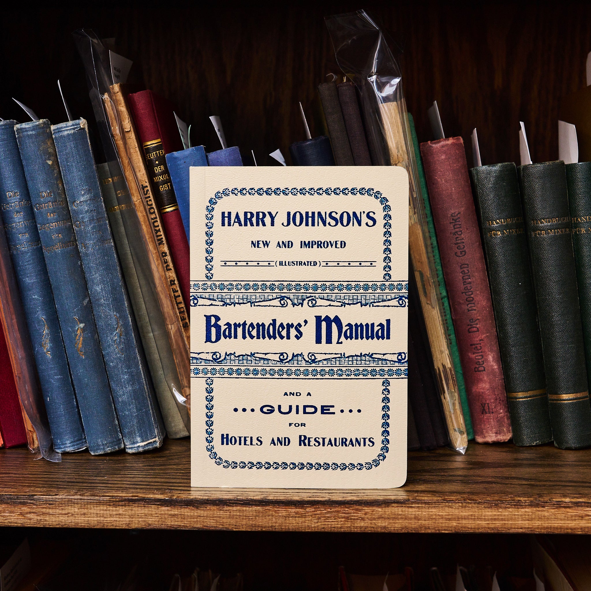 Harry Johnson's Bartenders' Manual - Classic Cocktail Guide & Bartending Techniques for Home & Professional Mixologists | Perfect for Bars, Parties & Cocktail Enthusiasts