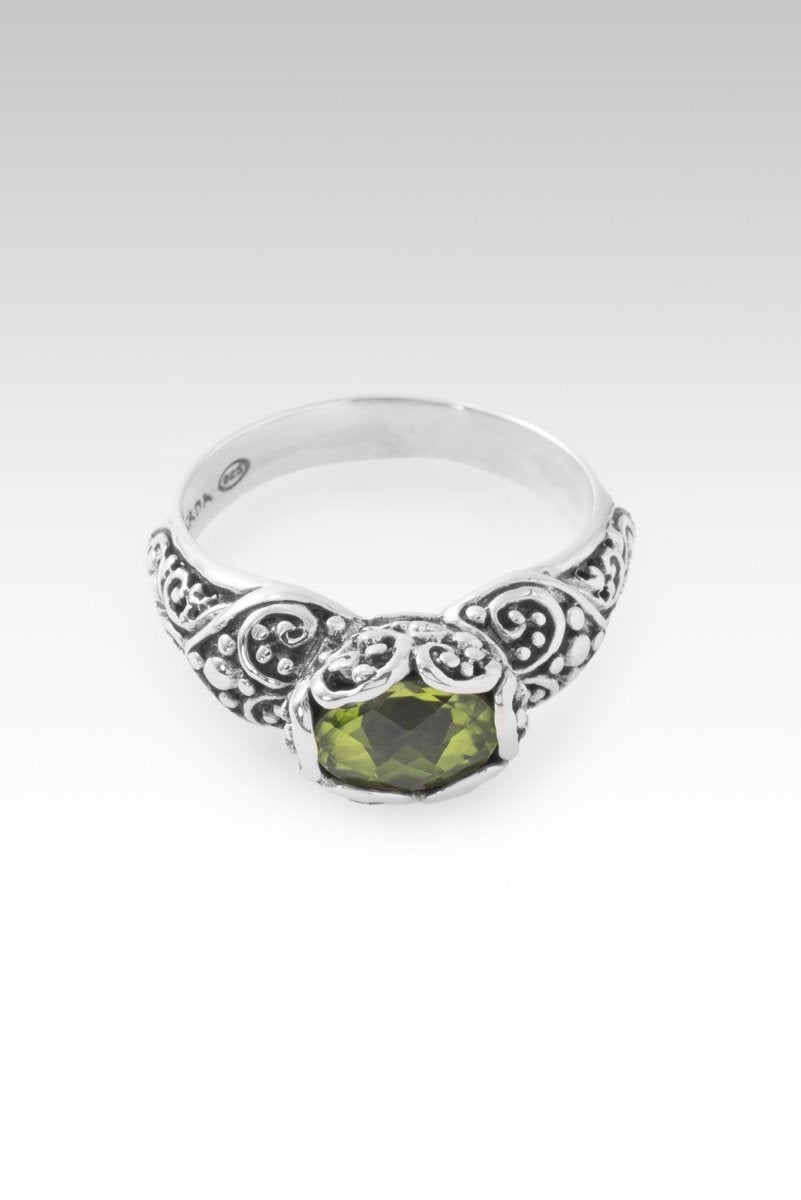 Euphony Ring™ - Genuine Peridot Gemstone Ring for Women | Elegant & Stylish Jewelry Gift for Her | Perfect for Weddings, Anniversaries & Special Occasions