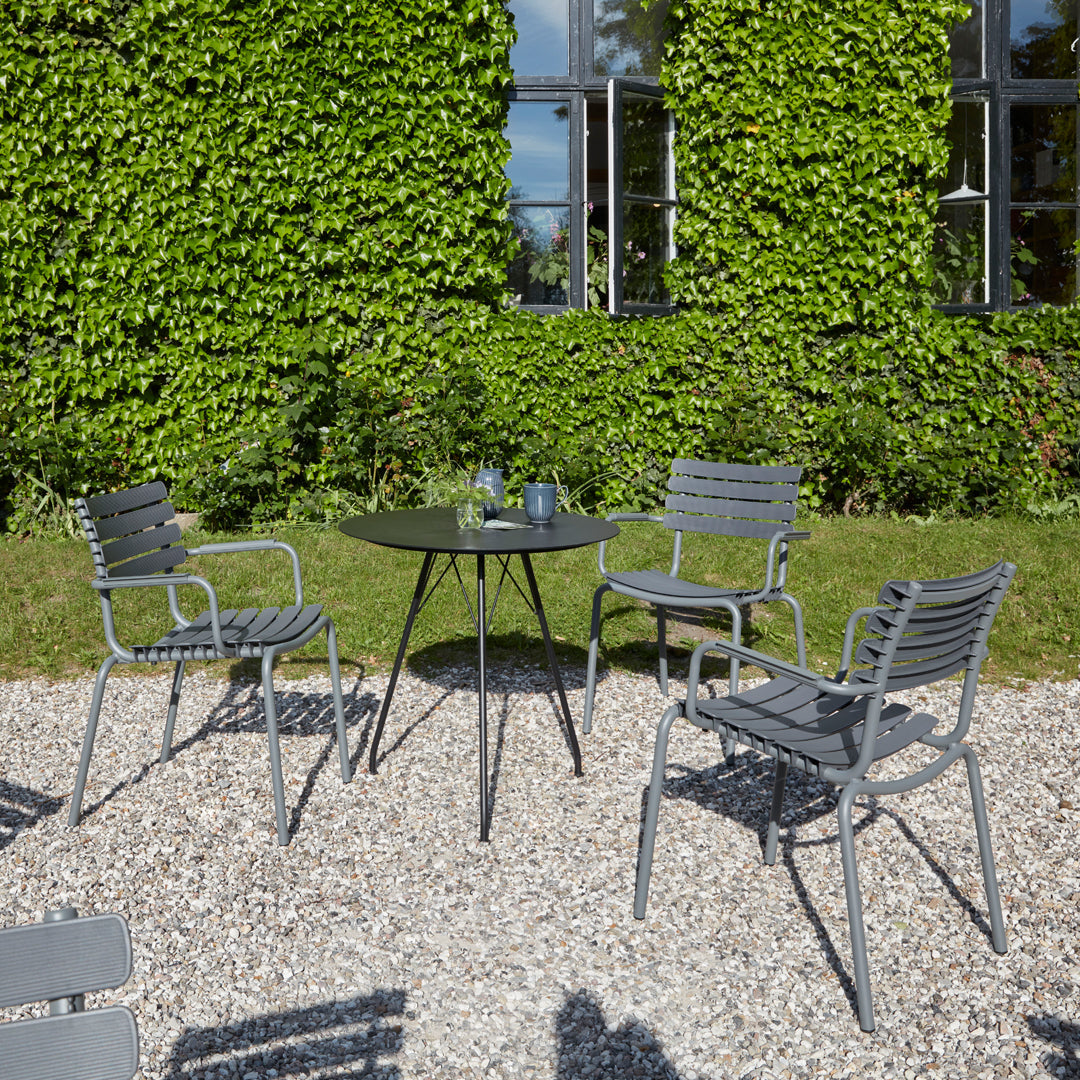 Circular Outdoor Cafe Table - Weather-Resistant Patio Dining Set for Garden, Backyard & Restaurant Use - Perfect for Al Fresco Dining & Outdoor Entertaining