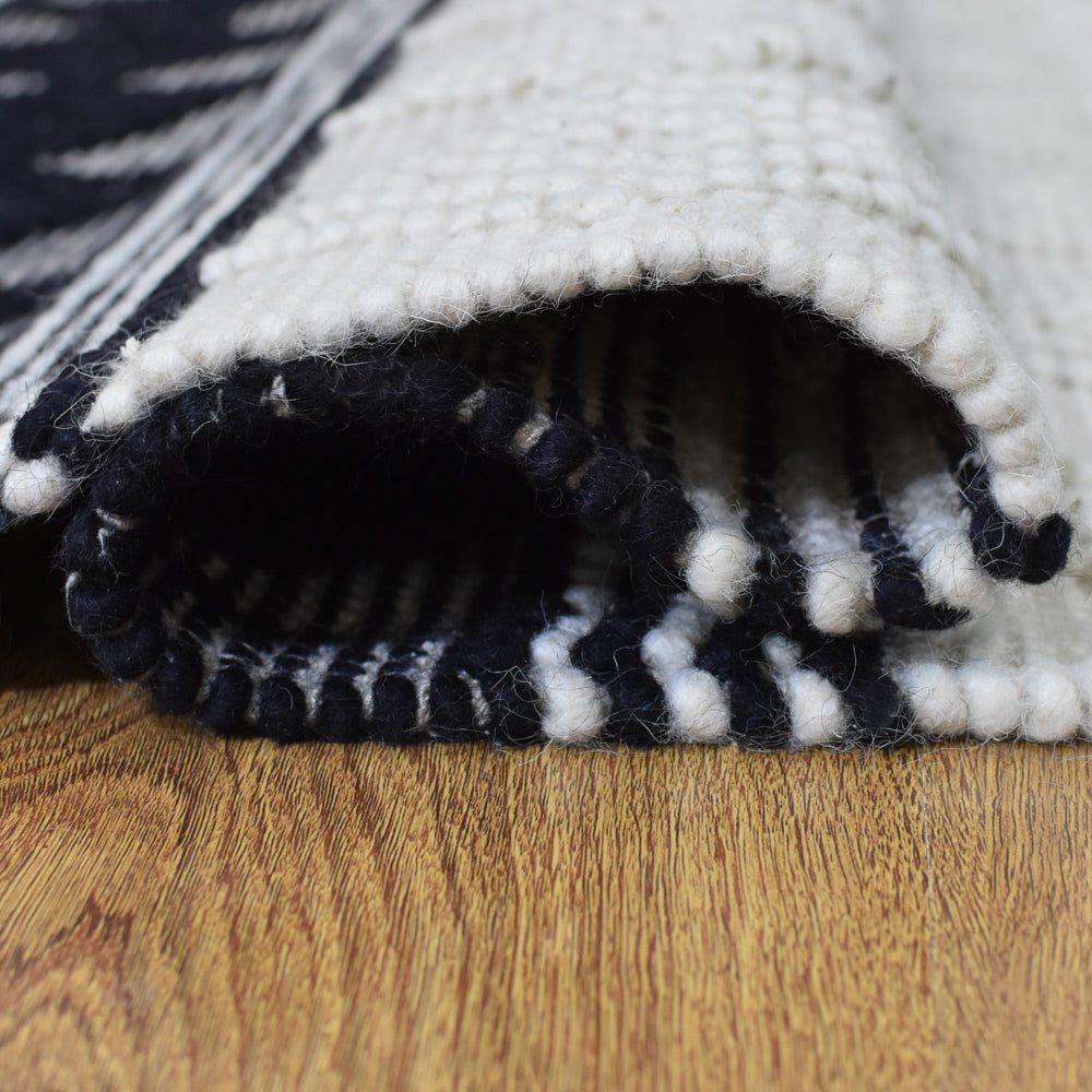 Hand Woven Industrial Rug - Durable & Stylish Floor Covering for Home, Office, and Commercial Spaces