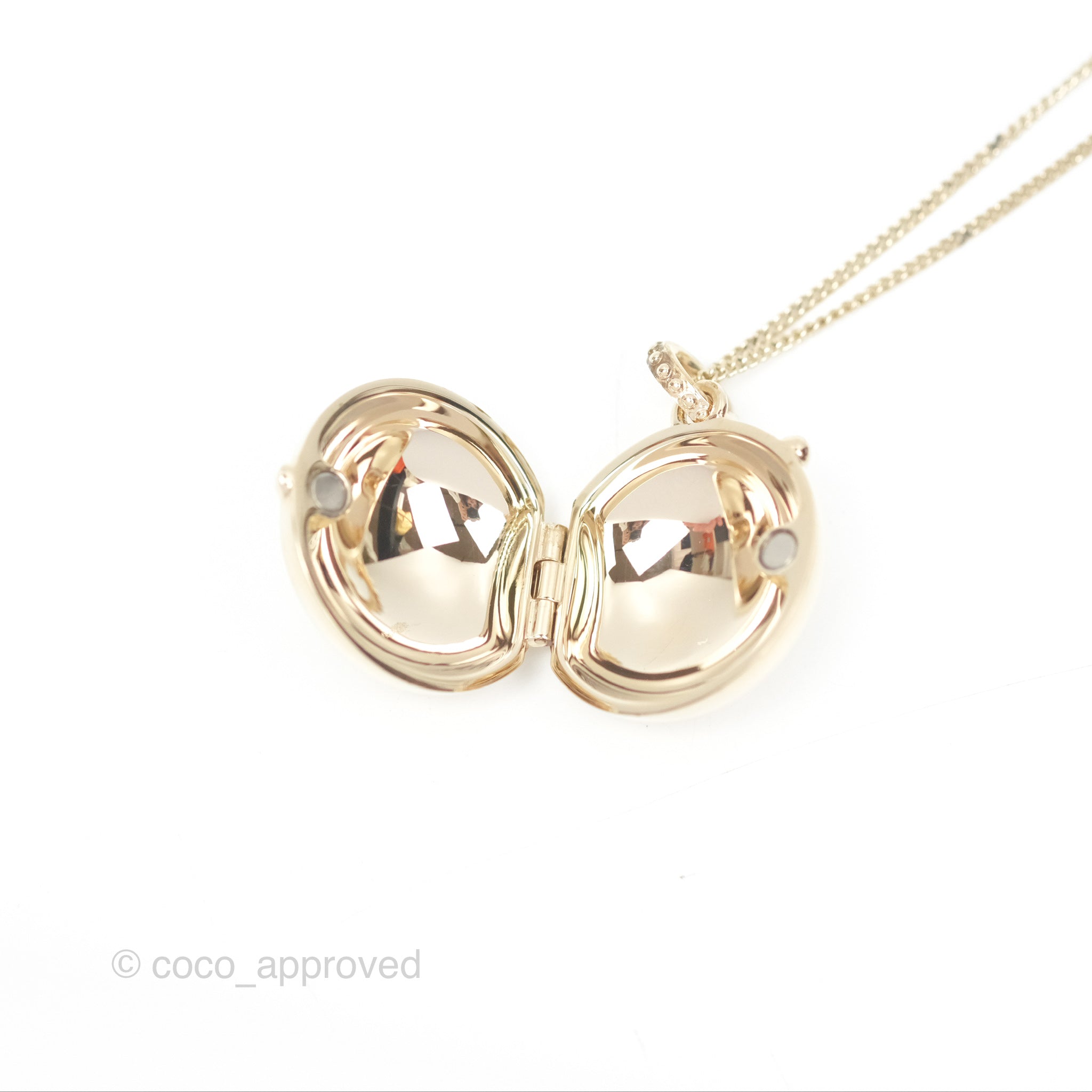 Chanel CC Sphere Locket Necklace in Gold Tone - 21S Collection | Elegant Pendant for Women, Perfect Gift for Birthday, Anniversary & Valentine's Day