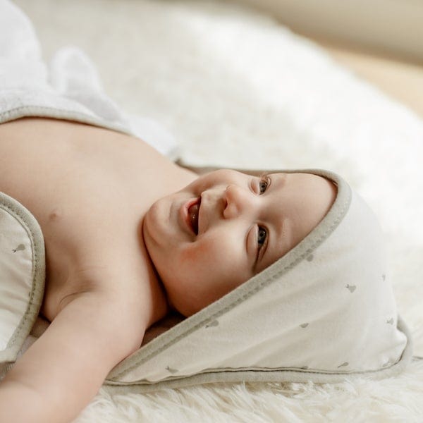 Elys & Co Premium Hooded Baby Towel with Washcloth Set - Soft & Absorbent for Newborn, Infant, Toddler Bath Time & Swimming