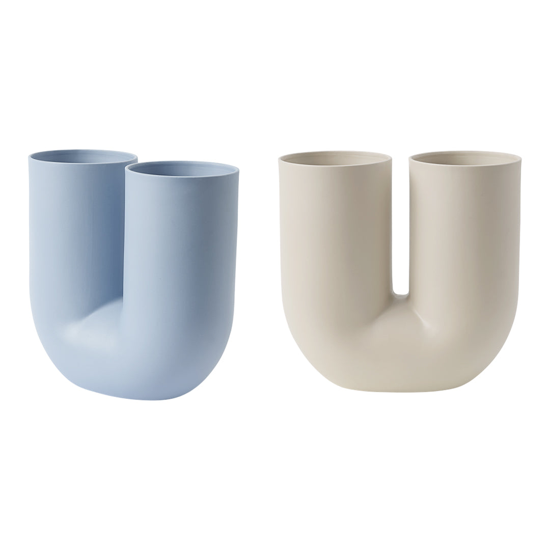 Earnest Studio Kink Vase by Muuto - Modern Ceramic Home Decor for Living Room, Bedroom & Office