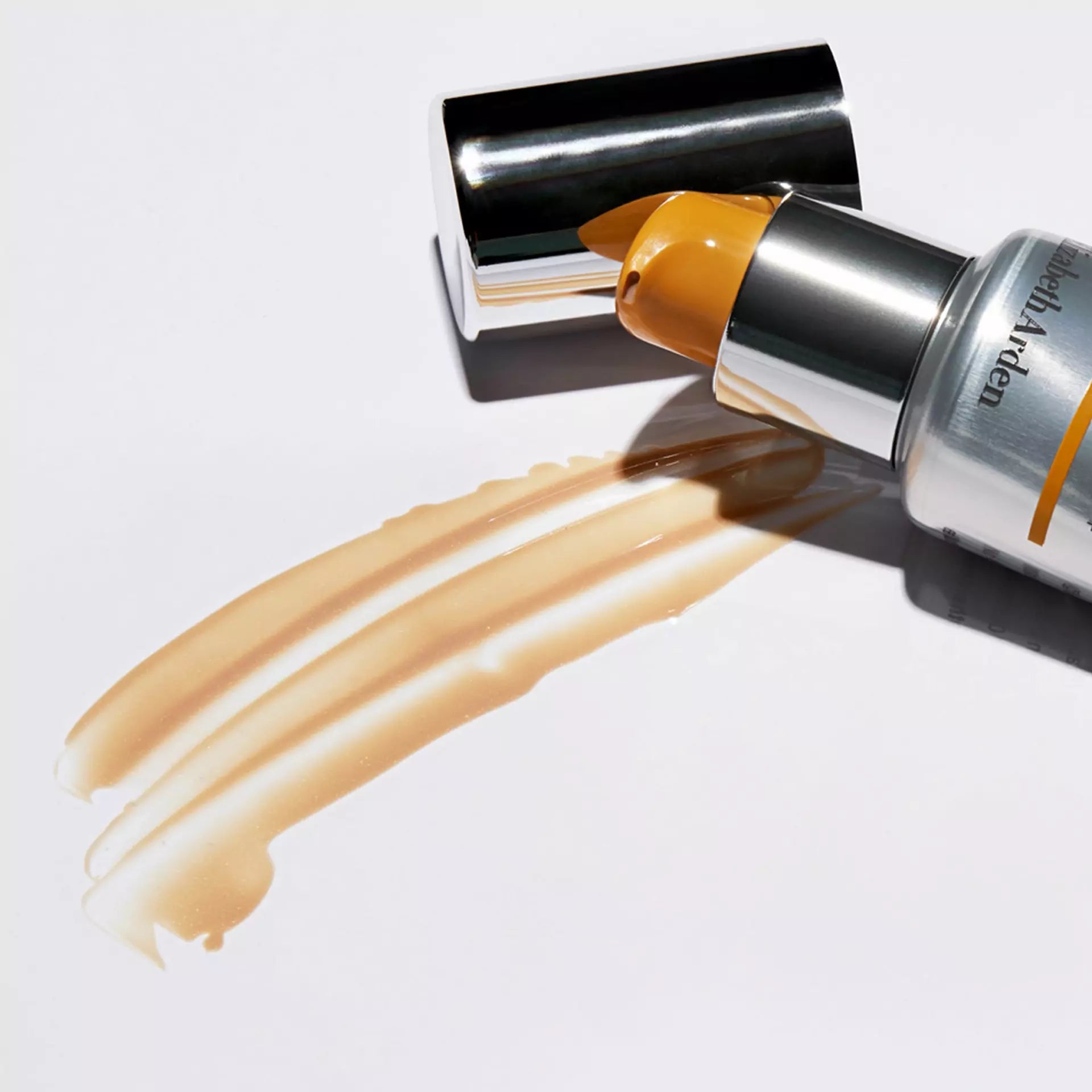 Elizabeth Arden PREVAGE® City Smart Broad Spectrum SPF 50 Hydrating Shield - Daily Anti-Aging Face Moisturizer with Antioxidants for Urban Skin Protection | Perfect for Commuting, Travel & Outdoor Activities