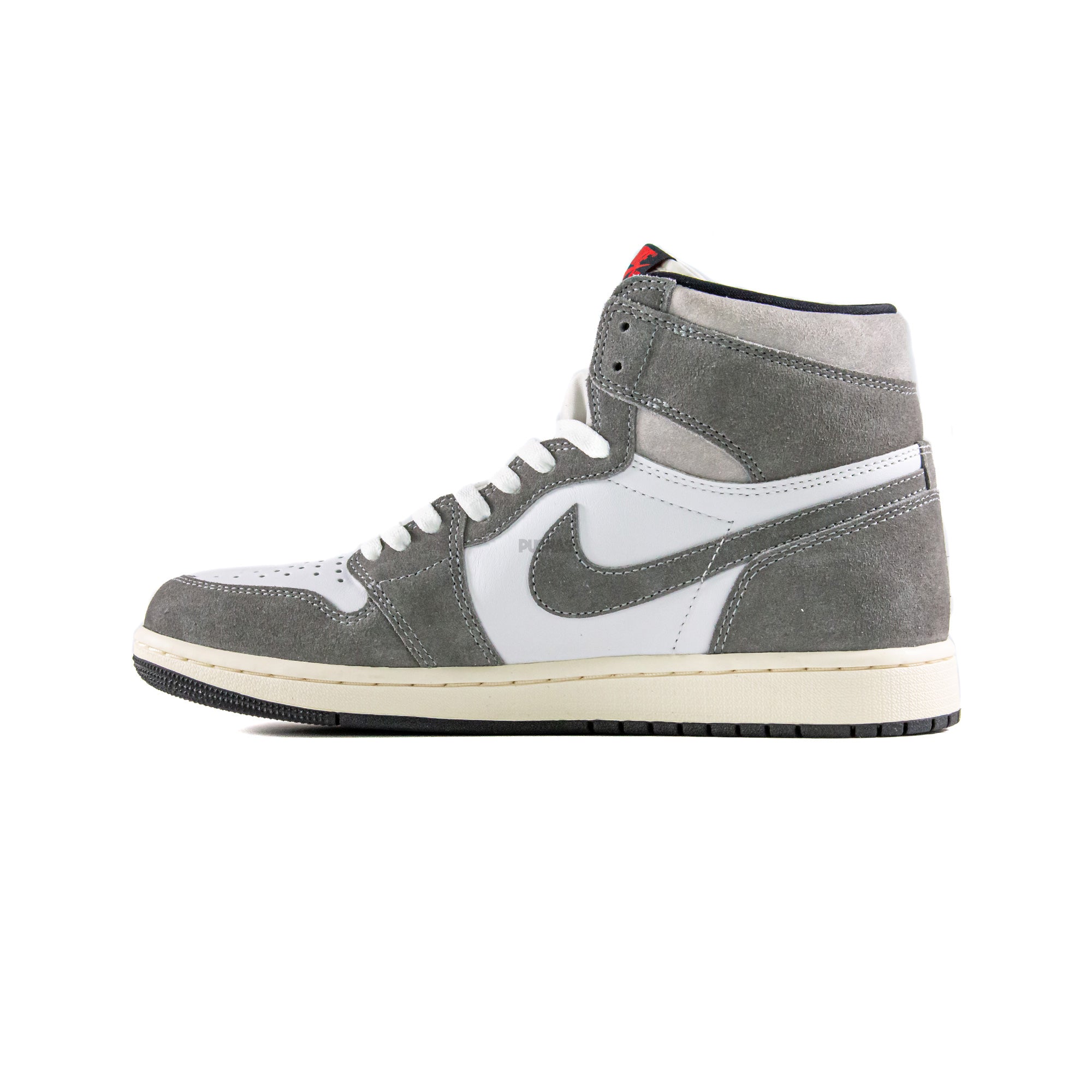 Air Jordan 1 Retro High OG 'Washed Black' Sneakers (2023) - Men's Basketball Shoes for Streetwear & Casual Fashion