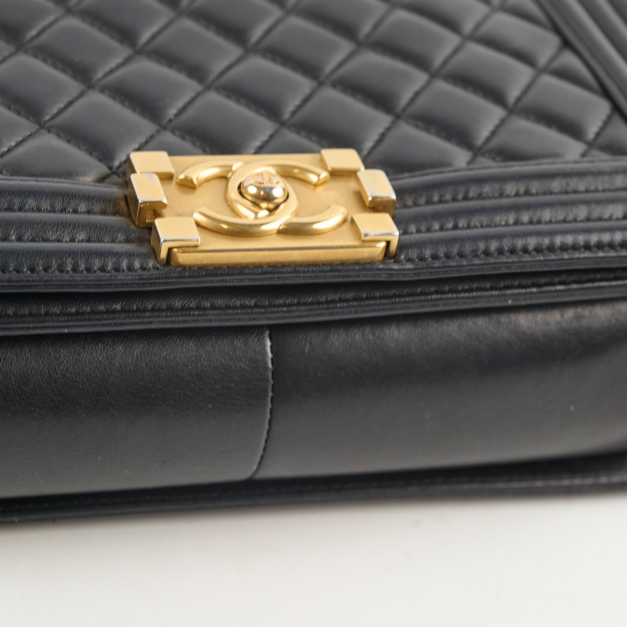 Chanel Old Medium Boy Bag in Black Lambskin Leather - Luxury Handbag for Women, Perfect for Evening Events & Daily Use