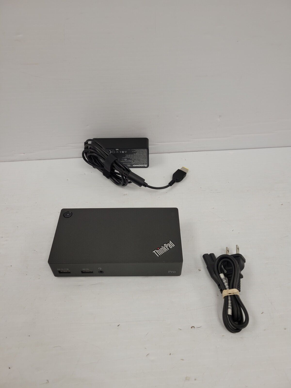 Lenovo 40A7 USB-C Docking Station - Dual Monitor Support, 90W Power Delivery, 10 Ports for Laptop & PC - Perfect for Home Office & Remote Work Setup