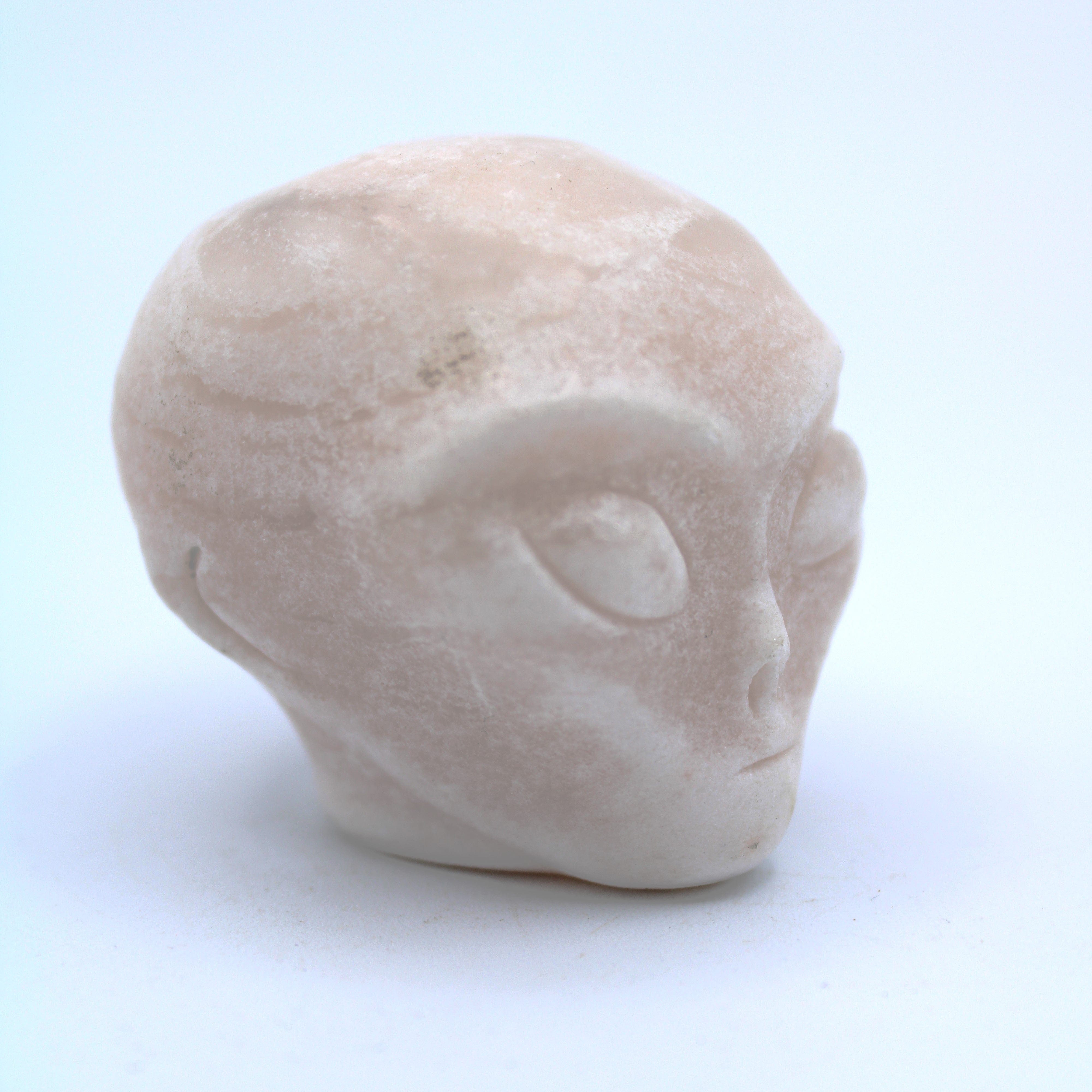 Calcite Alien Head Carving - Unique Home Decor & Collectible for Sci-Fi Fans | Perfect for Bookshelf Display, Gift for UFO Enthusiasts