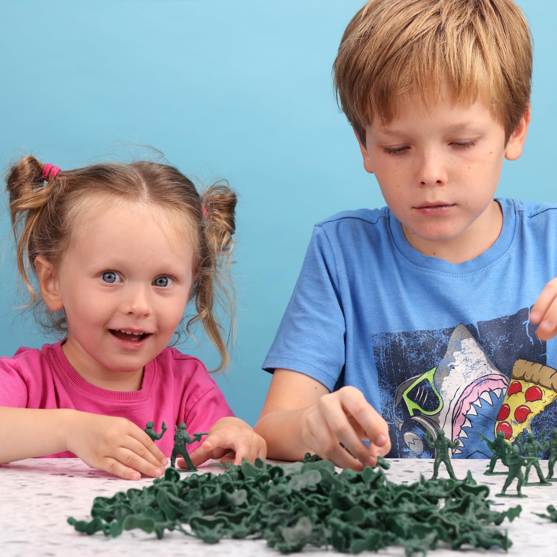 Entervending 100-Piece Green Army Men Action Figures - 2” Small Military Soldier Toys for Boys - Battle Playset for Kids | Perfect for Army Themed Parties, Birthday Favors & War Game Scenes