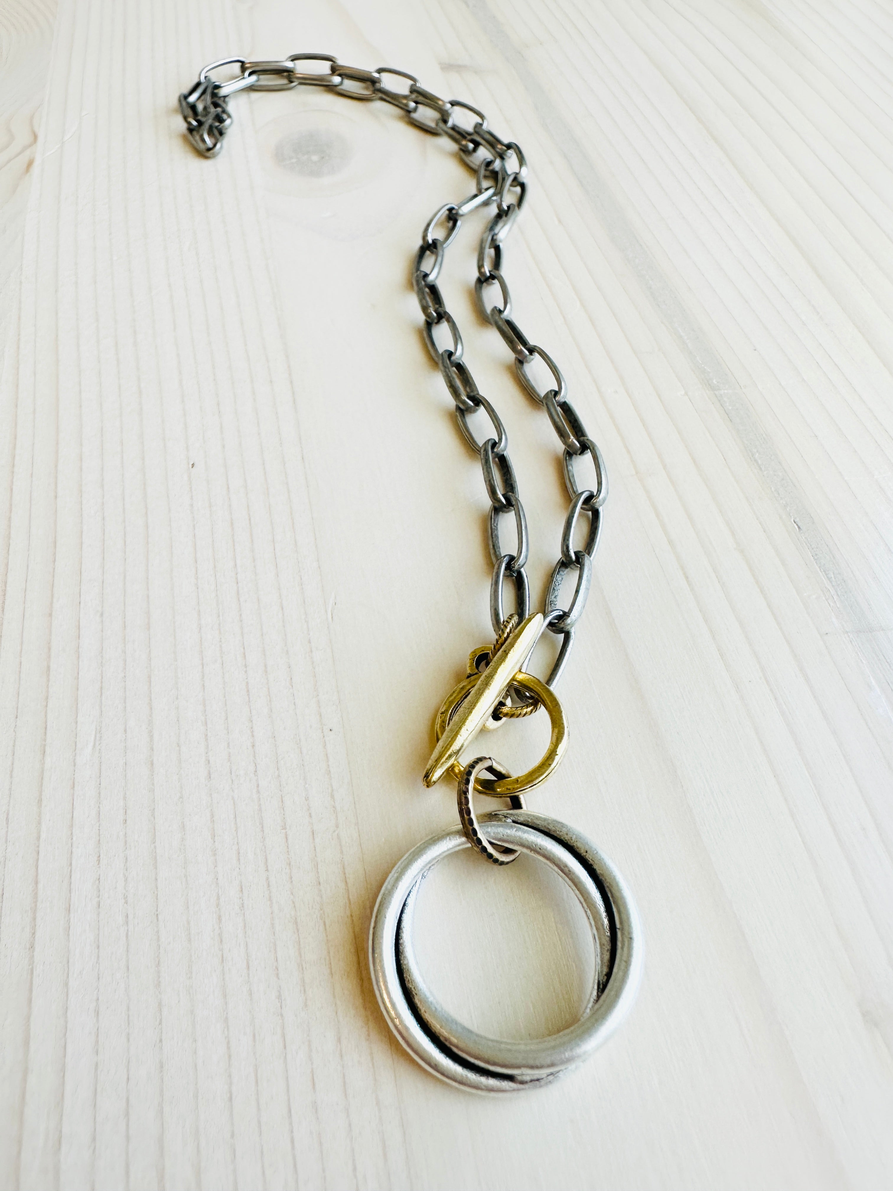 Lilly Necklace for Women - Elegant Floral Pendant Jewelry Gift for Her - Perfect for Valentine's Day, Anniversary & Everyday Wear