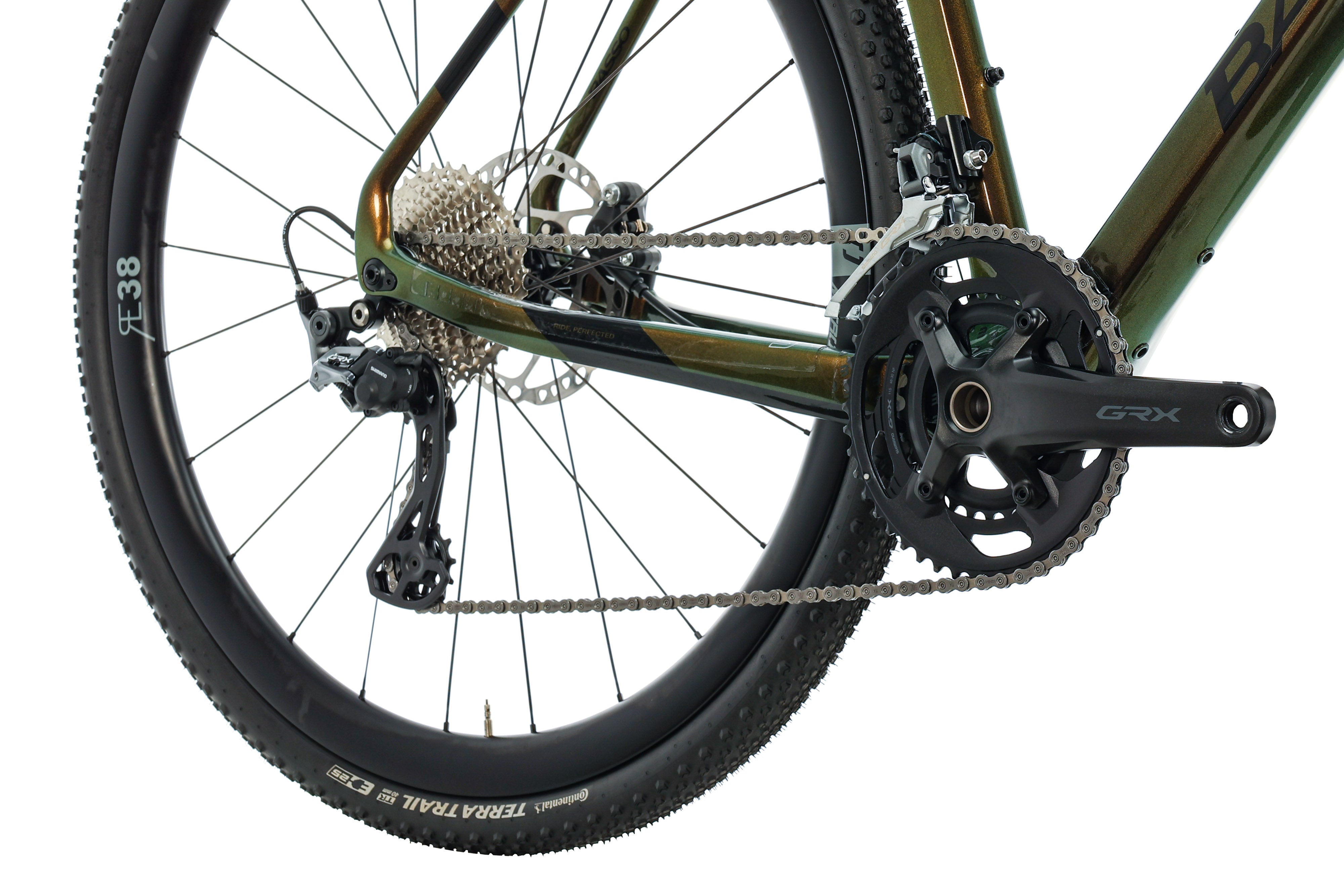 Basso Palta Gravel Bike 2023 - Medium Size, Lightweight Carbon Frame, All-Terrain Adventure & Commuting Bike for Men & Women