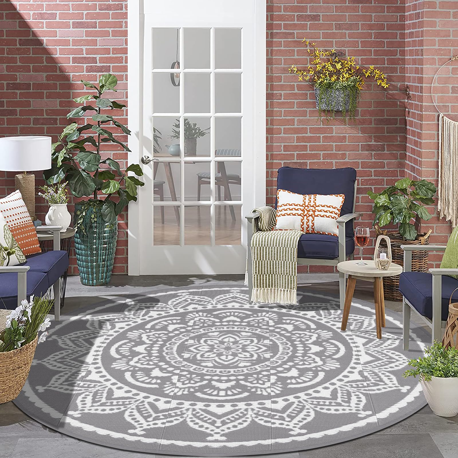 Bsmathom 6Ft Round Outdoor Rug - Waterproof Reversible Plastic Straw Mat for Camping, RV, Picnic, Beach, Backyard & Pool Deck - Portable Grey Carpet (Perfect for Outdoor Gatherings, Patio Decor & Summer Activities)