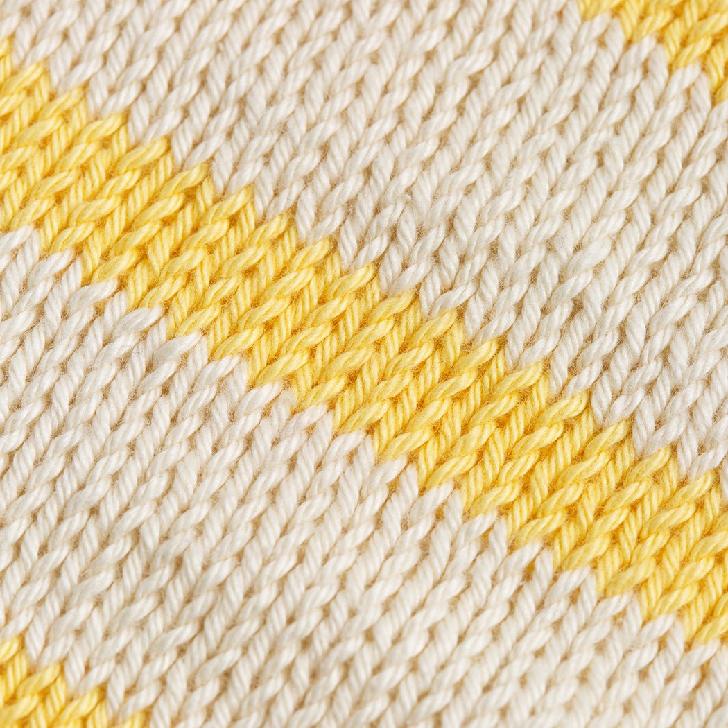 Striped Neckerchief Knitting Kit for Beginners - DIY Knitting Scarf Project with Yarn & Needles - Perfect for Gifts, Crafts & Cozy Winter Fashion Accessories