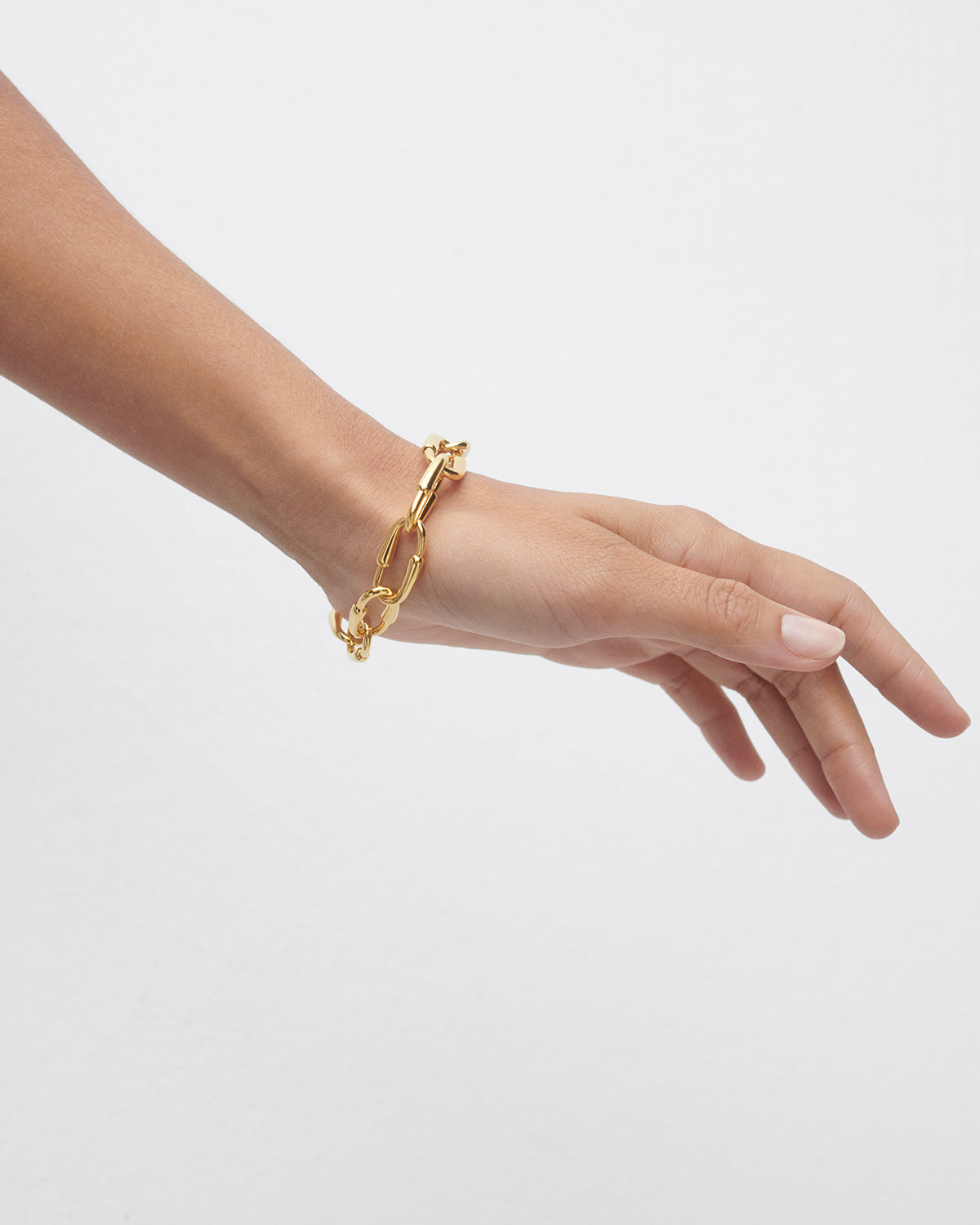 GRID 3 Loop Chain Bracelet for Women - Trendy Layered Bracelet Set - Gold & Silver Adjustable Bangle - Perfect for Everyday Wear, Gift Giving & Special Occasions