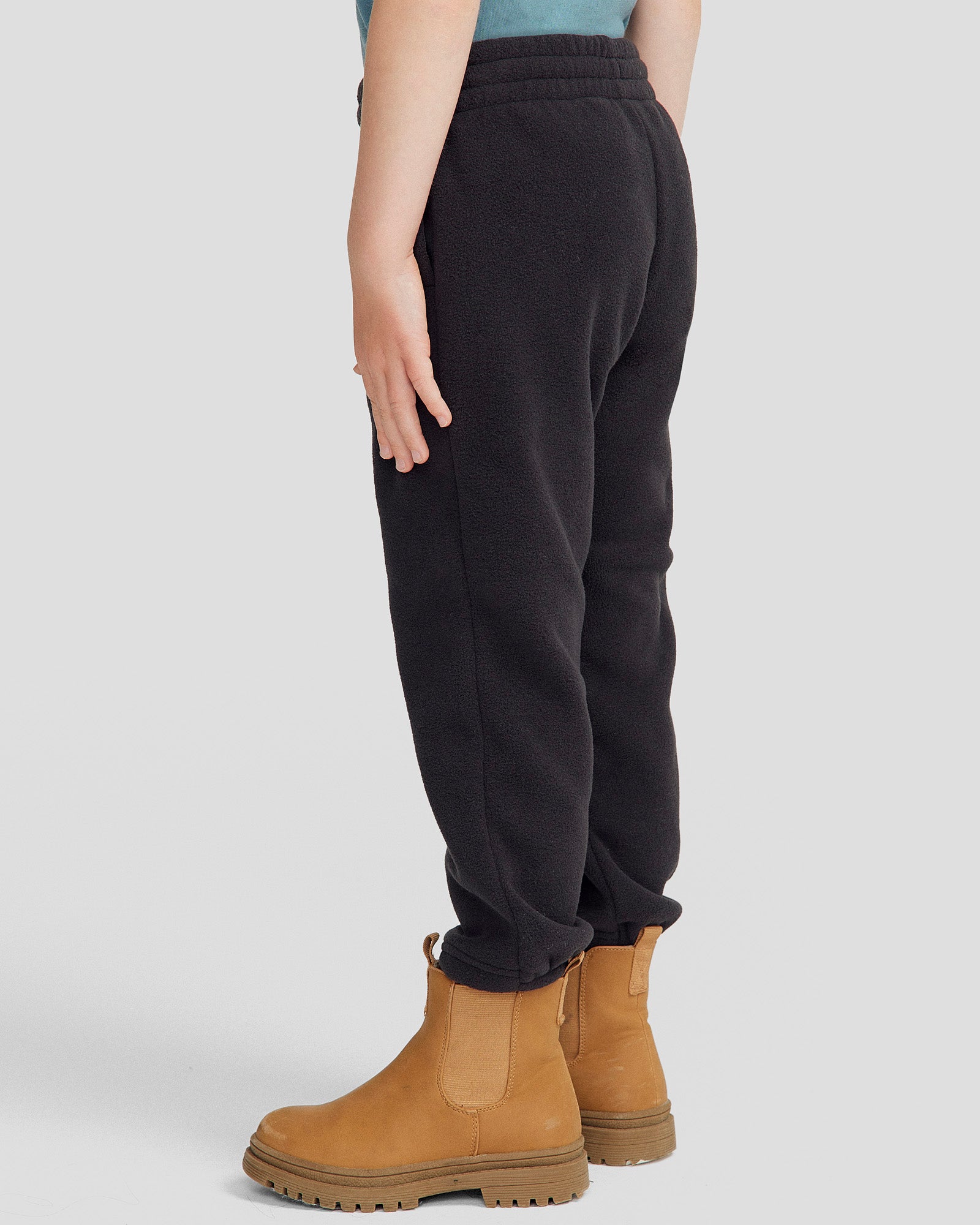 Kids' Ridge 100 PrimaLoft® Bio Joggers - Black | Eco-Friendly Insulated Jogging Pants for Boys & Girls | Perfect for Outdoor Play & Winter Activities