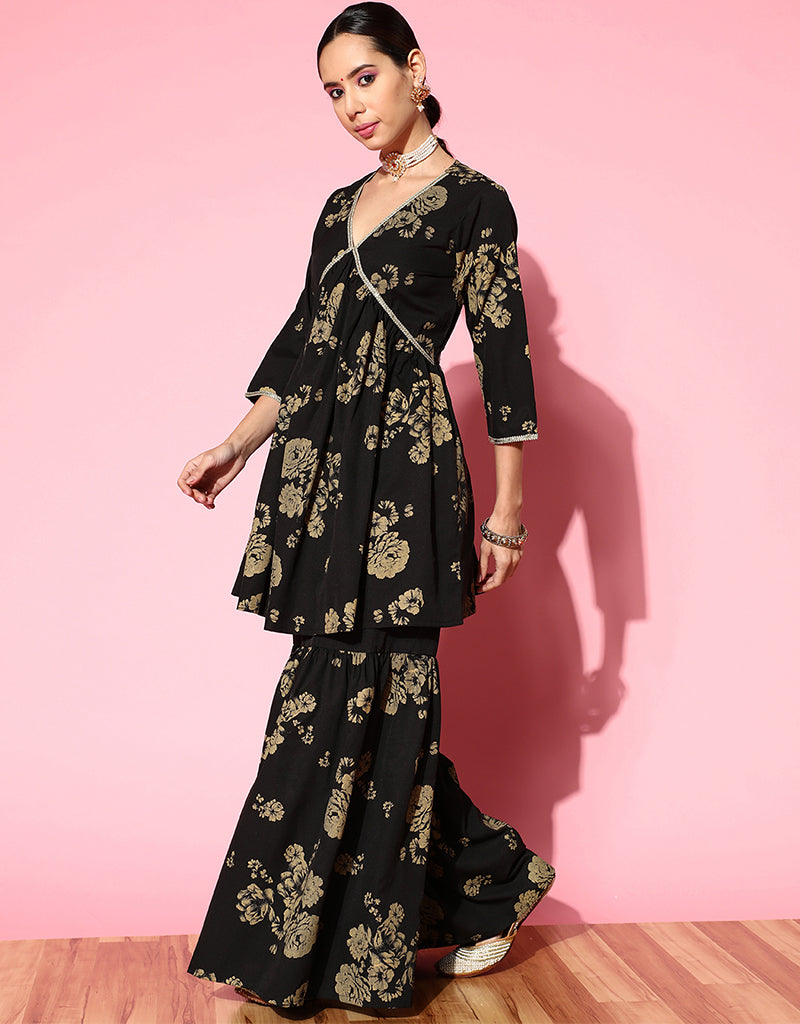 Elegant Black Crepe Suit Sharara for Women - Stylish Pakistani/Indian Wedding Outfit - Perfect for Bridal Party, Festive Occasions & Cultural Events