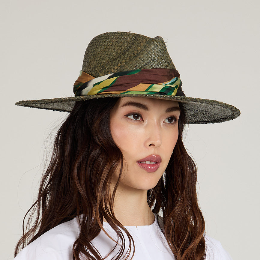 Stylish Emmanuelle Fine Raffia Fedora Hat for Women - Summer Beach, Garden Party & Outdoor Fashion Accessory
