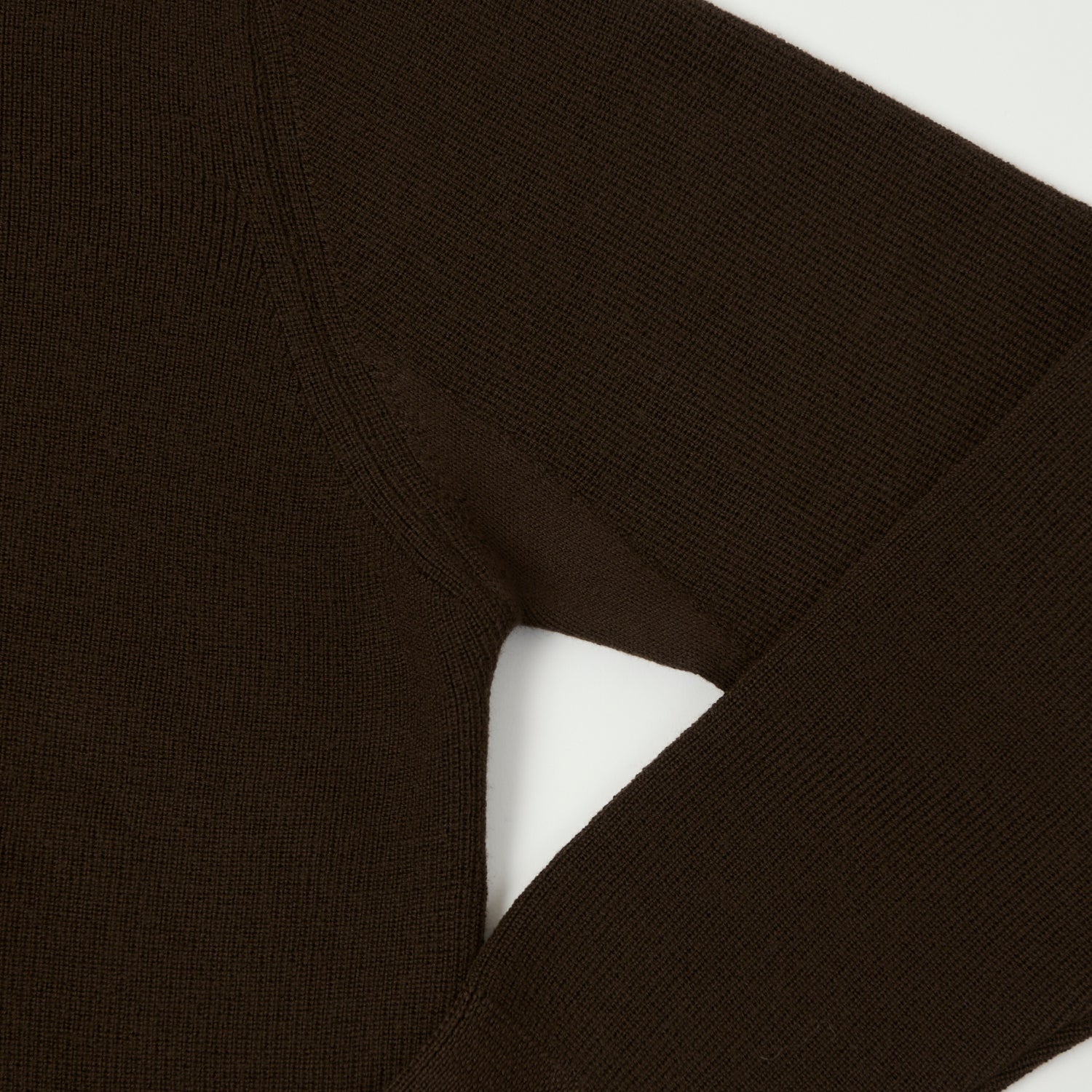 Merz b. Schwanen MWCC01 Premium Ribbed Merino Wool Pullover Sweater for Men - Warm Coffee Brown Color - Perfect for Winter Layering & Casual Outfits