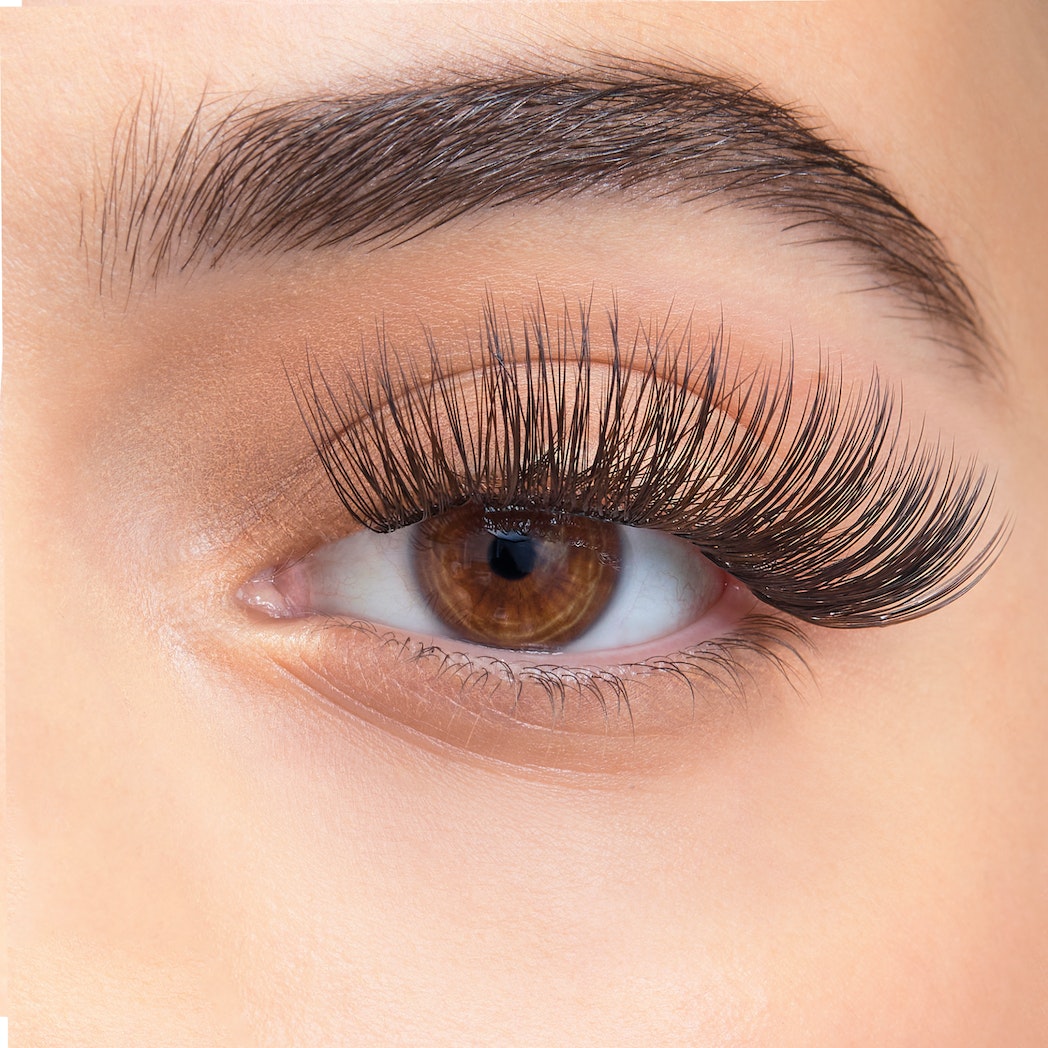 Fluffy Gossamer False Eyelashes - Natural Wispy Lashes for Dramatic Eye Makeup | Perfect for Parties, Weddings & Special Events