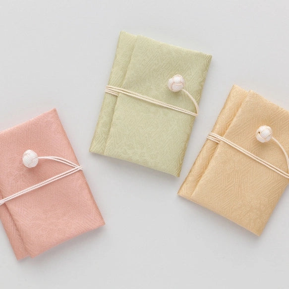 Handmade Kyo Yuzen Jewelry Pouch in Pink - Traditional Japanese Silk Accessory from Kyoto | Perfect for Gift Giving & Organizing Necklaces, Earrings & Rings