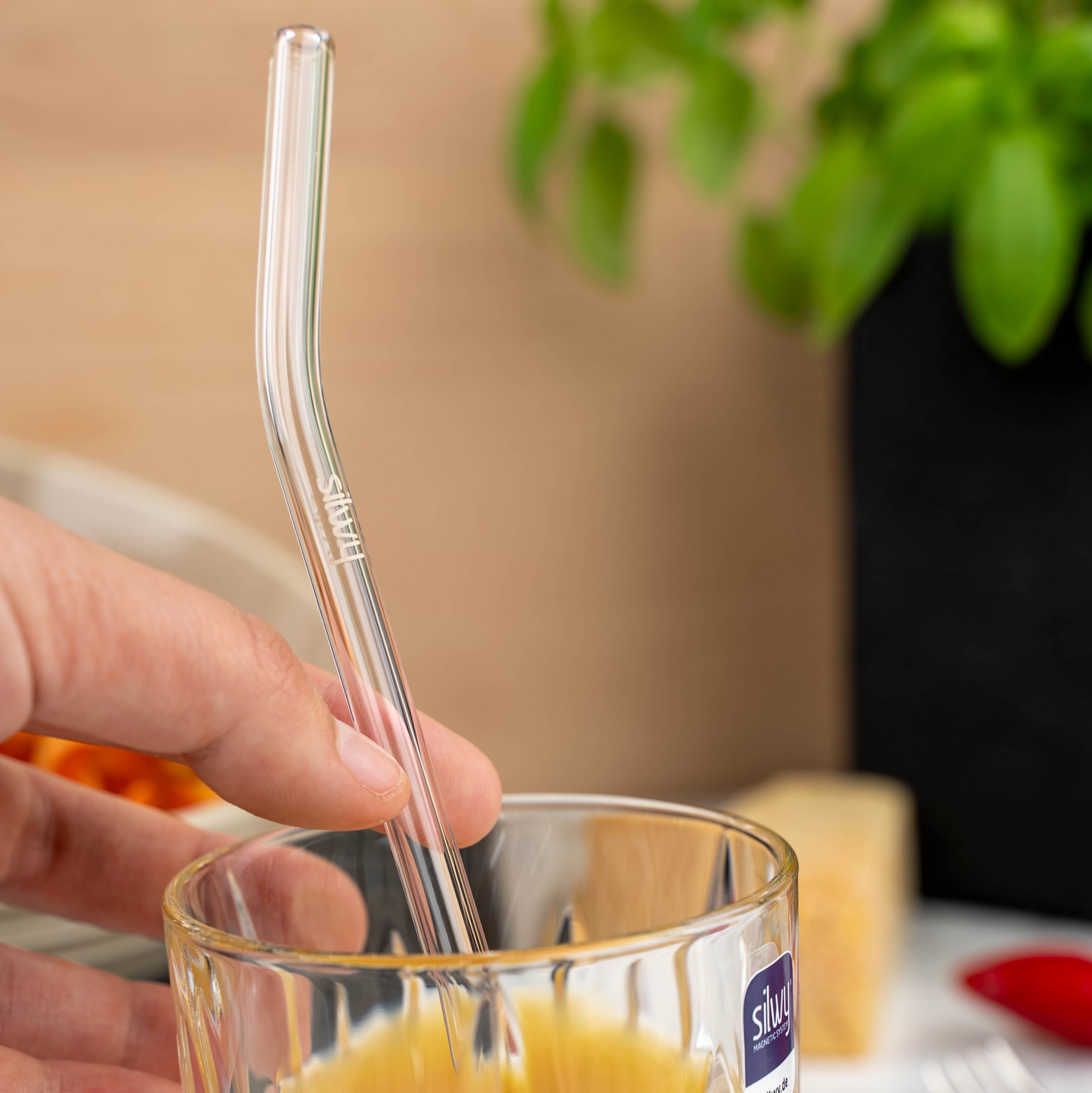 Silwy Stainless Steel Straw Set - Reusable Metal Drinking Straws for Smoothies, Iced Coffee & Cocktails - Perfect for Home, Office & Travel