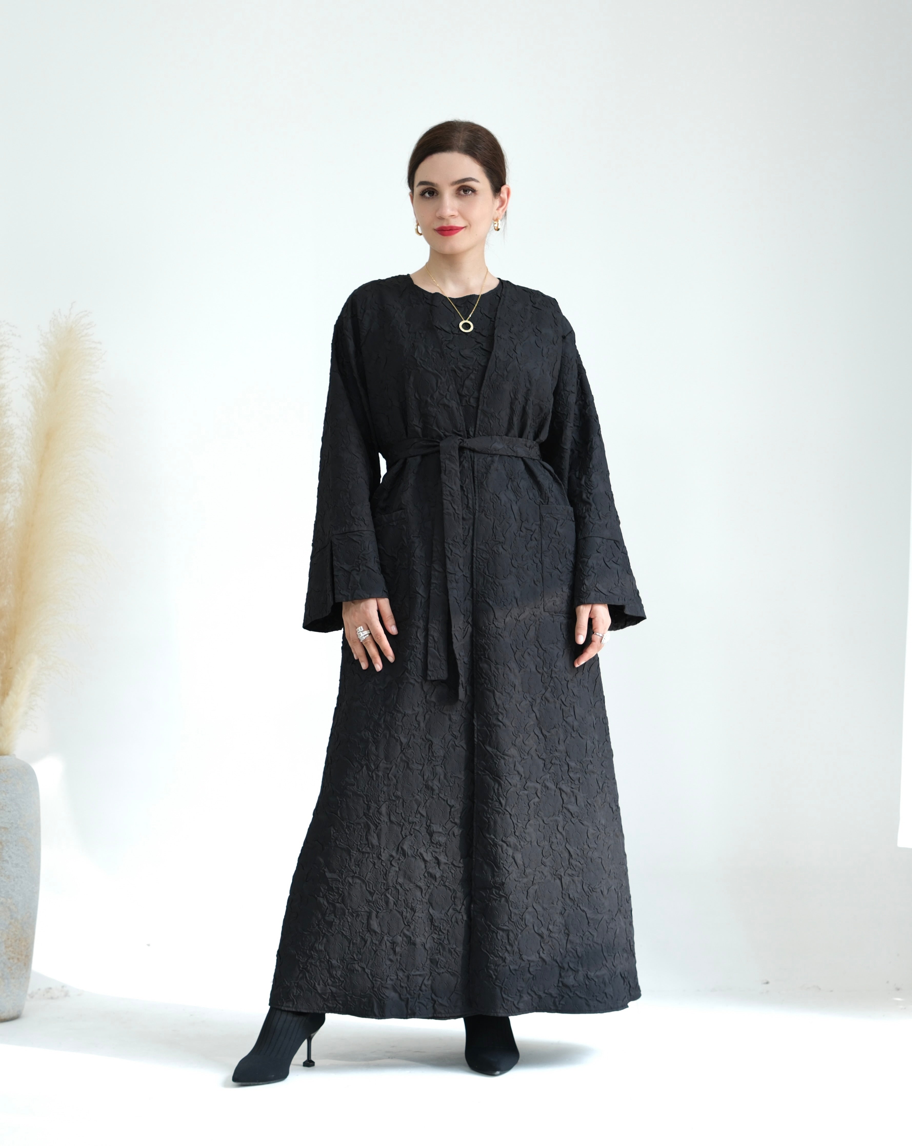 Elegant Black Eva Textured Abaya Set - Modest Islamic Dress for Women | Perfect for Prayer, Eid, and Special Occasions
