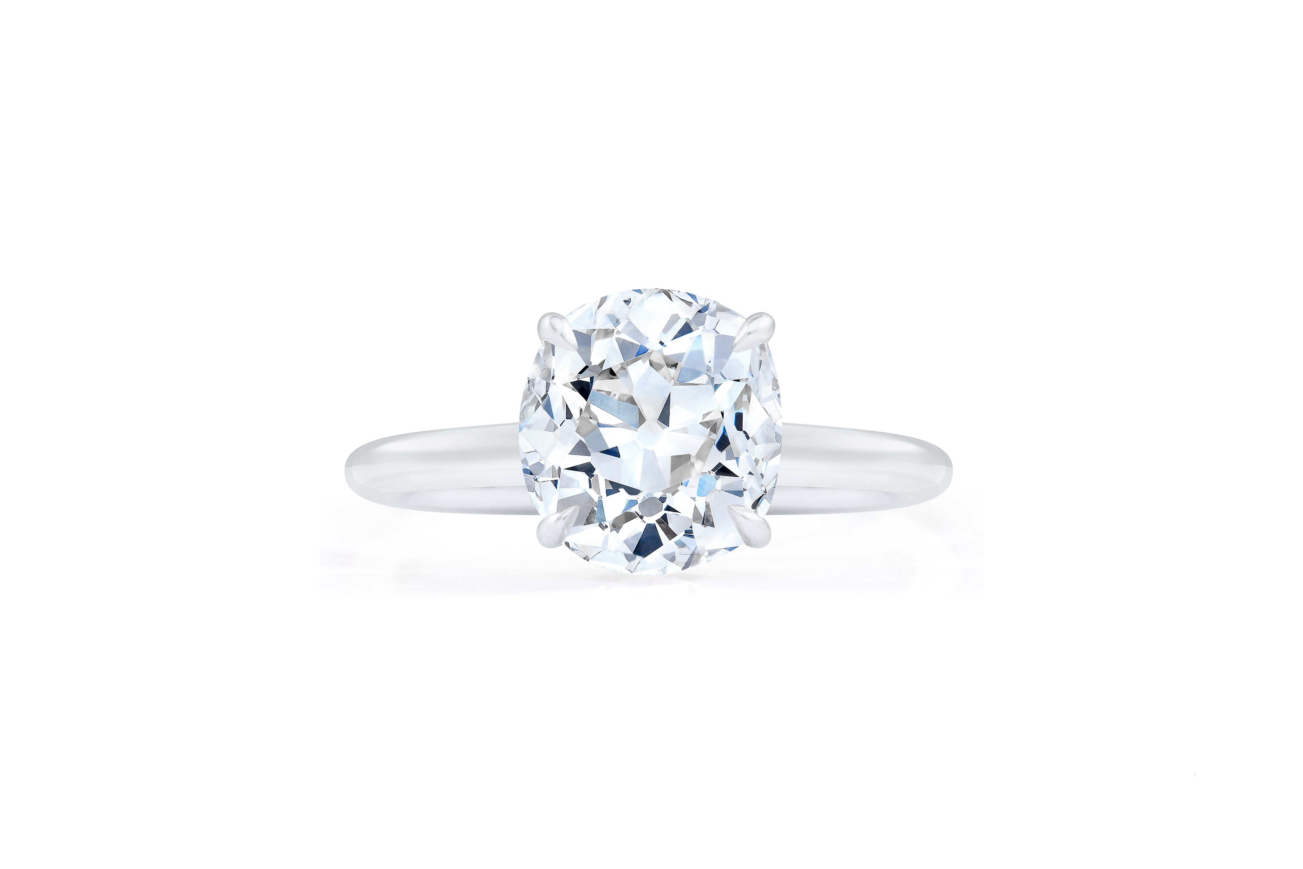 RC Solitaire Ring - Vintage Style Cubic Zirconia Engagement Ring for Women, Perfect for Weddings, Anniversaries & Romantic Gifts