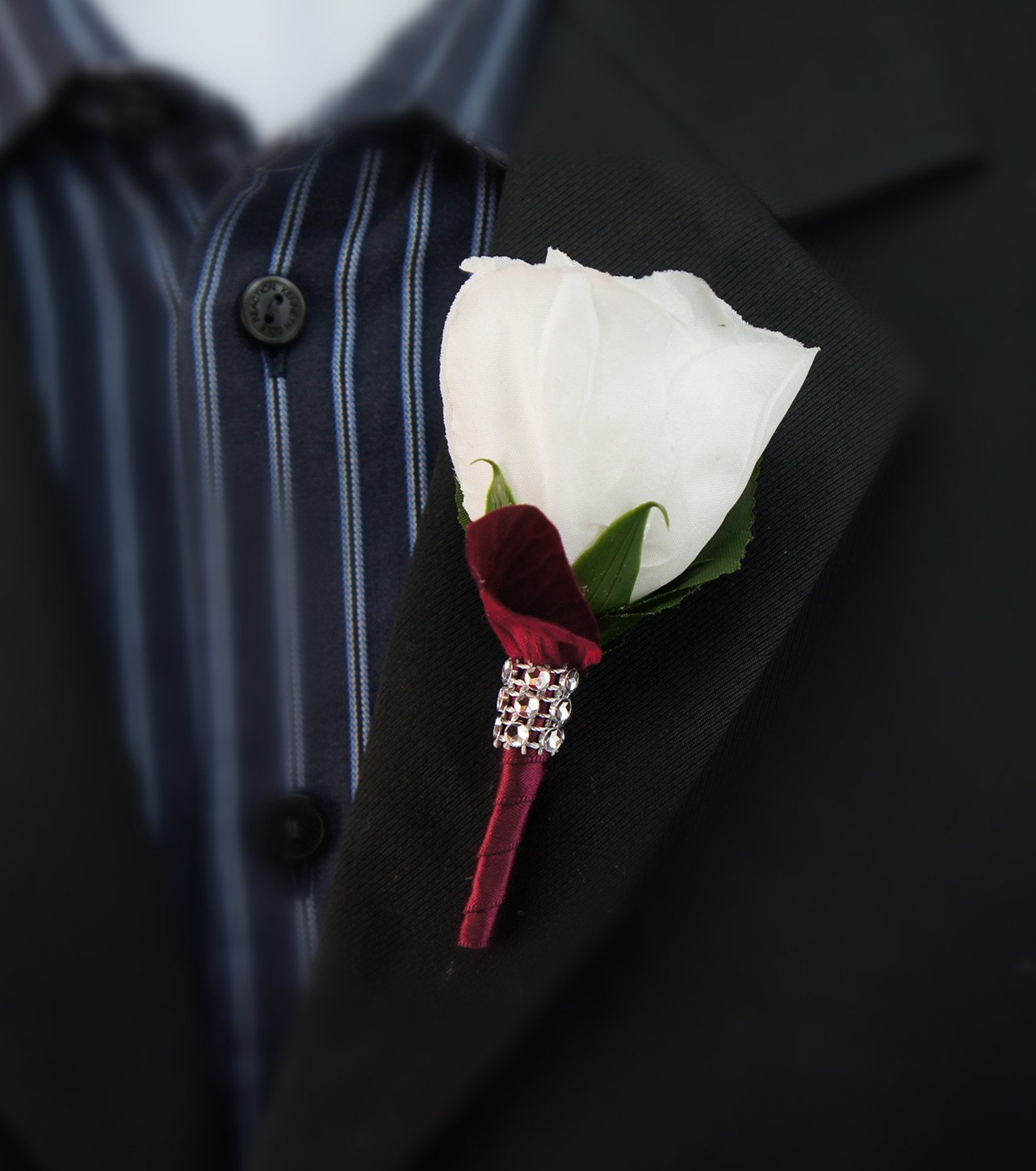 Angel Isabella Boutonniere - Elegant White Rose with Burgundy Accents, Wedding Corsage for Prom, Homecoming & Formal Events - Handcrafted Floral Boutonniere with Burgundy Ribbon Stem