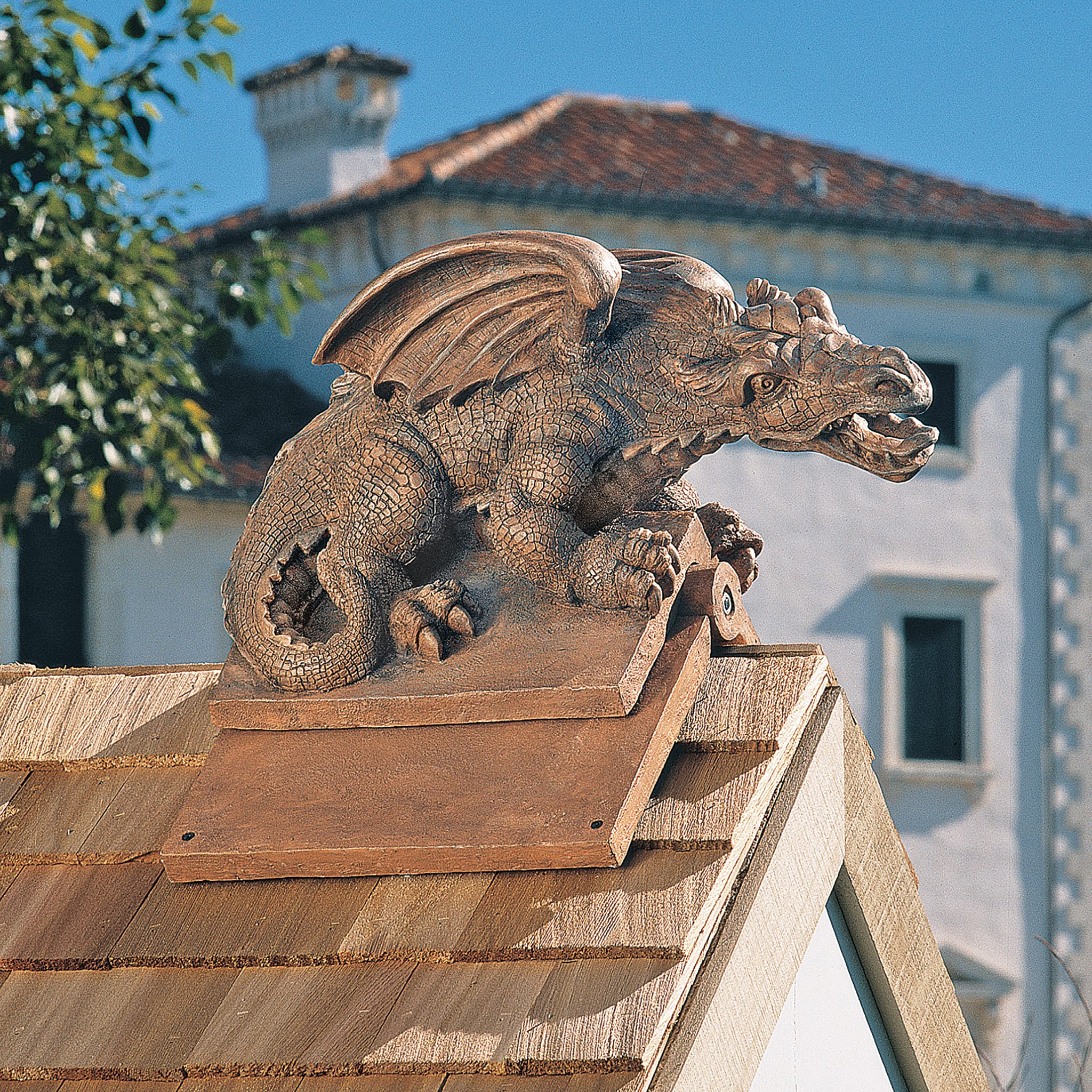Design Toscano NG30667 Apex, the Winged Dragon Sculpture - Gothic Terra Cotta Roof Cresting Decor for Home & Garden - Perfect for Medieval, Fantasy, or Gothic Style Home Exteriors