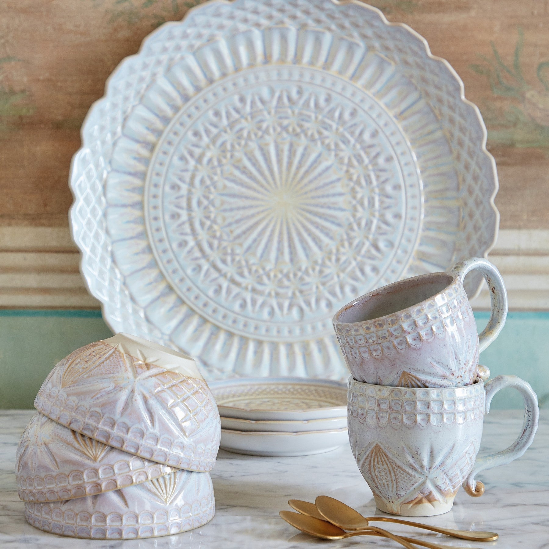 Costa Nova Crystal Round Serving Platter - Elegant Glass Tray for Entertaining, Desserts, Cheese & Charcuterie | Perfect for Parties, Weddings & Holiday Gatherings
