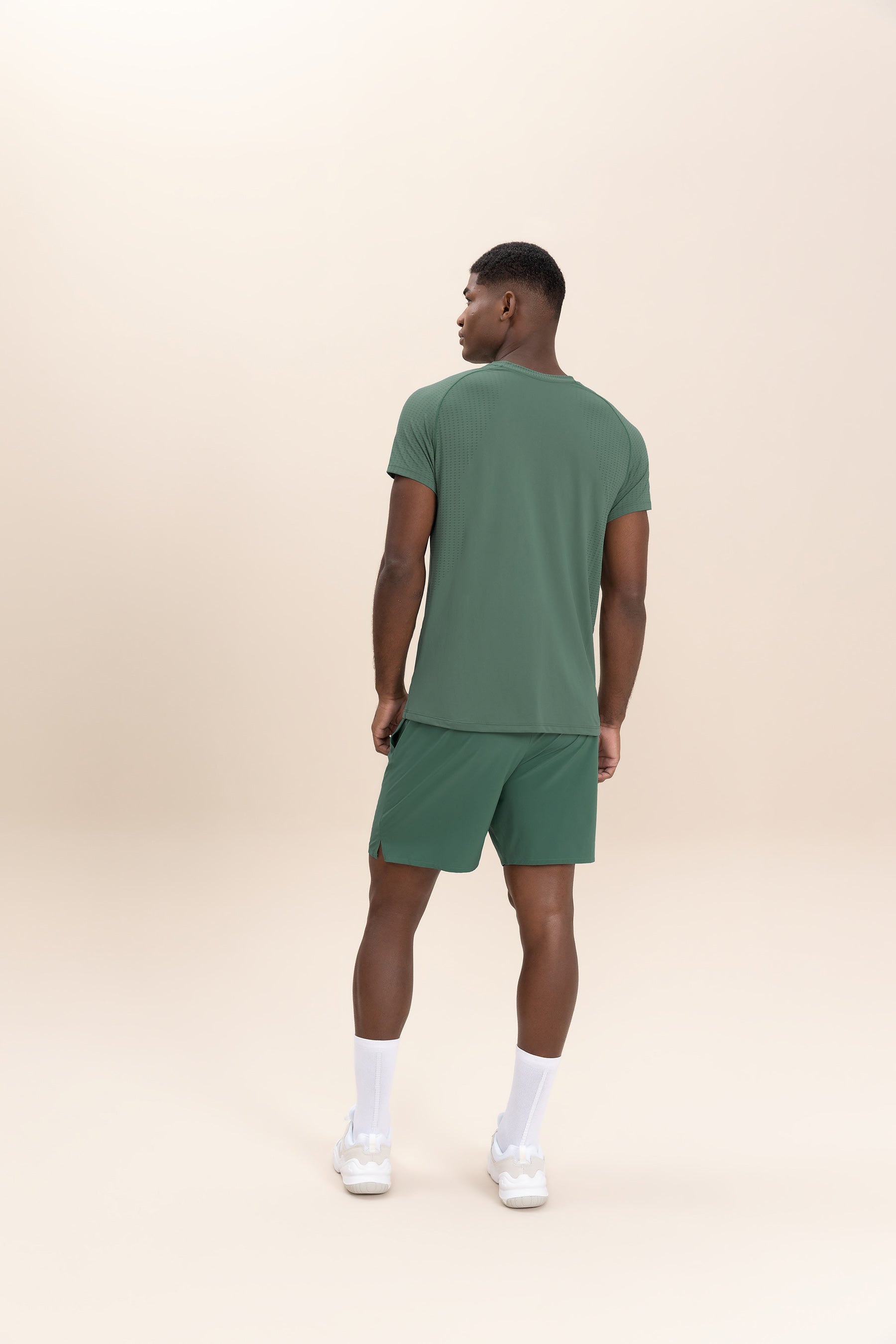 7'' Side Men's Training Shorts - Lightweight & Breathable Workout Shorts for Running, Gym & Sports