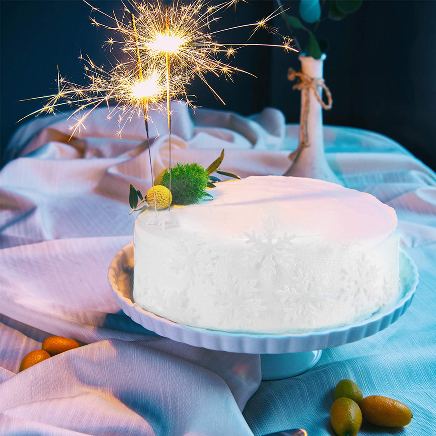 50pcs Edible Snowflake Cake Toppers - White Winter Cupcake Decorations for Frozen Themed Parties, Christmas Desserts & Holiday Baking