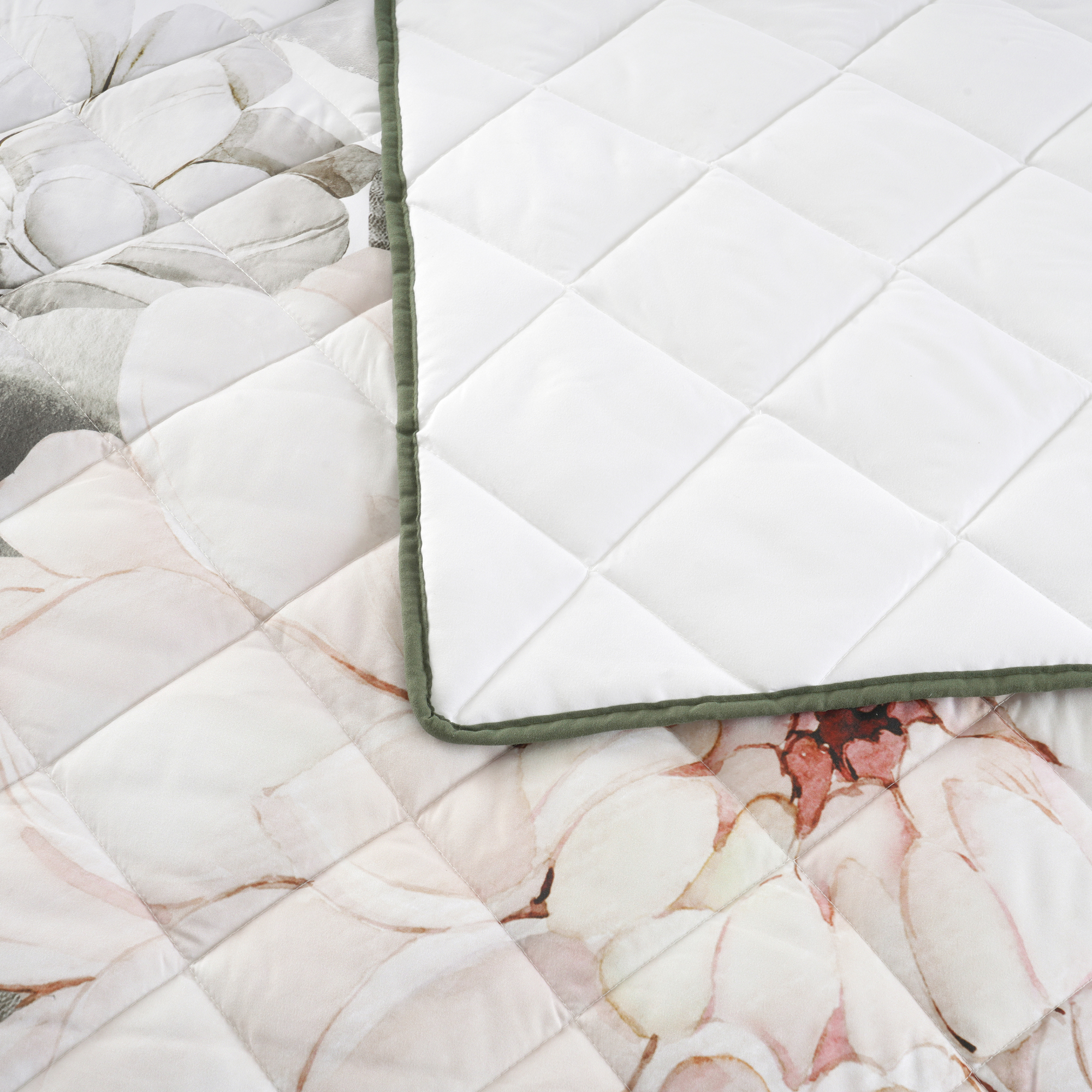 Giselle White Coverlet Set By Bianca - Luxury Bedding for Master Bedroom & Guest Room Decor